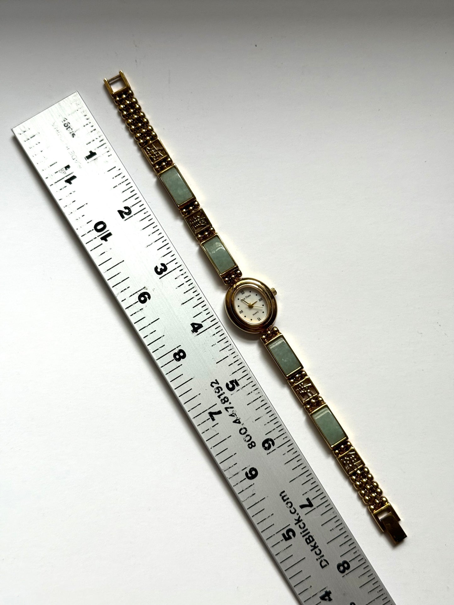 working gold tone green jade gemstone watch