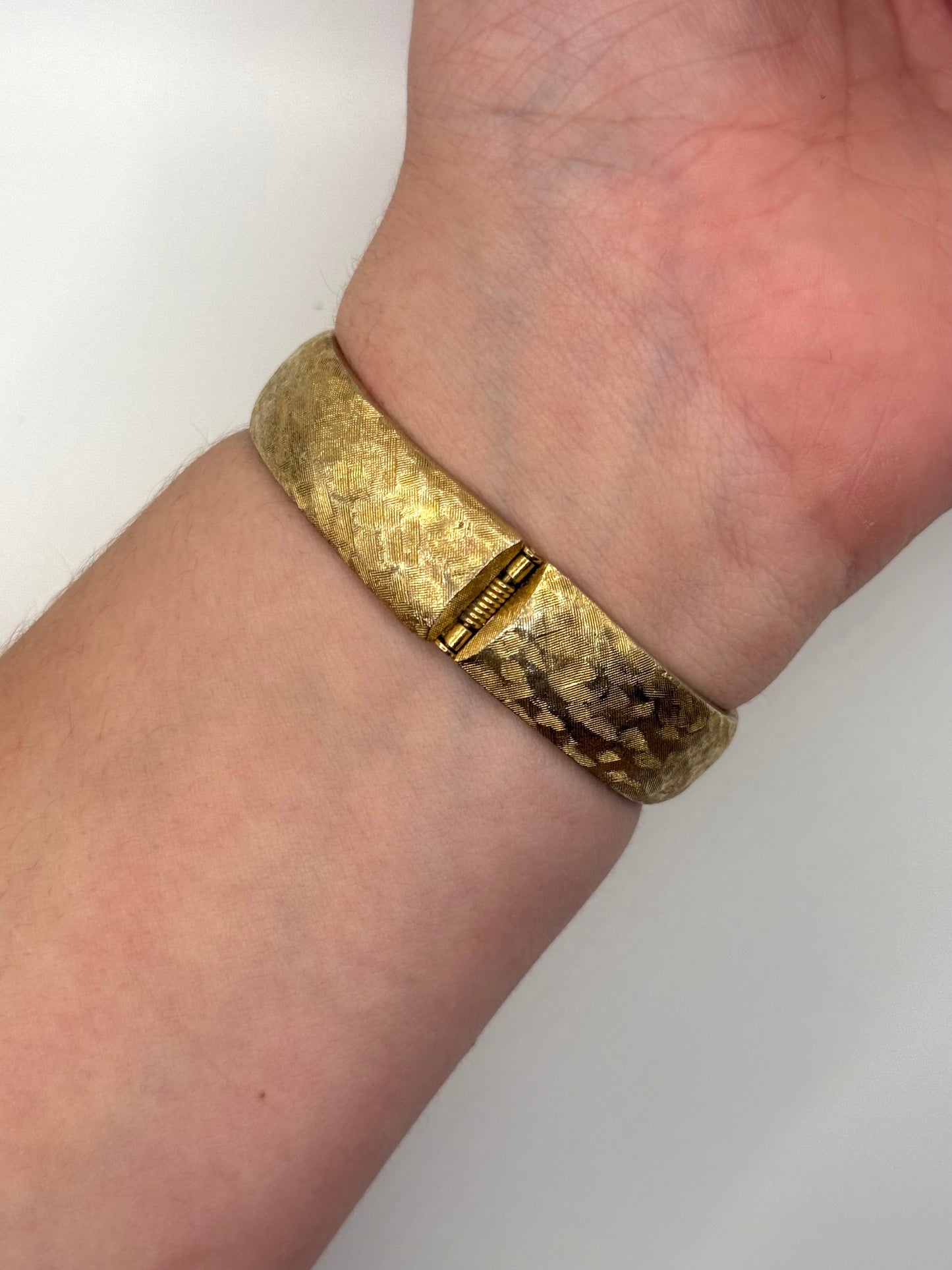 nonworking gold tone peek a boo watch