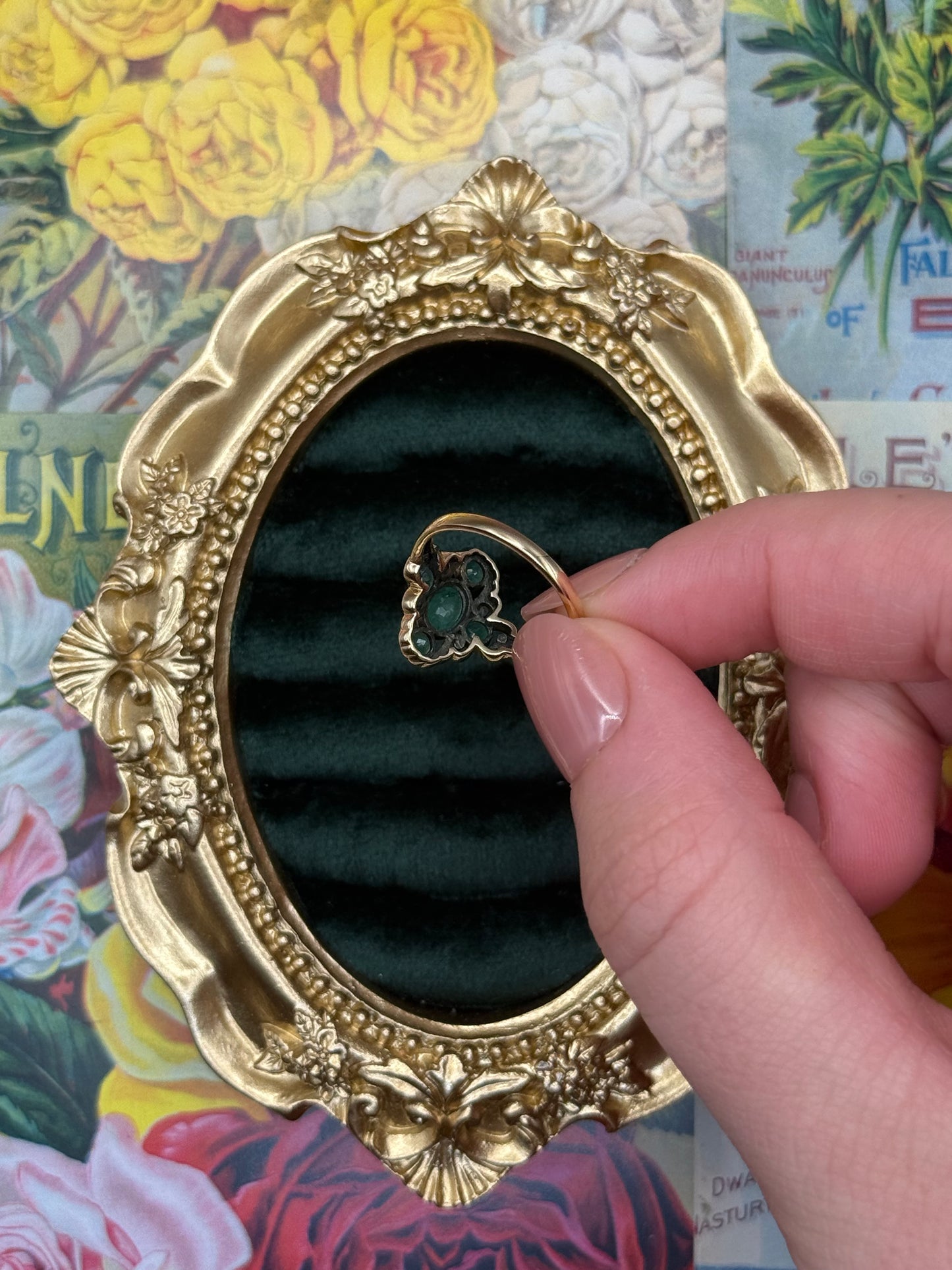 9k Gold Emerald 5-Stone Ring Size 7