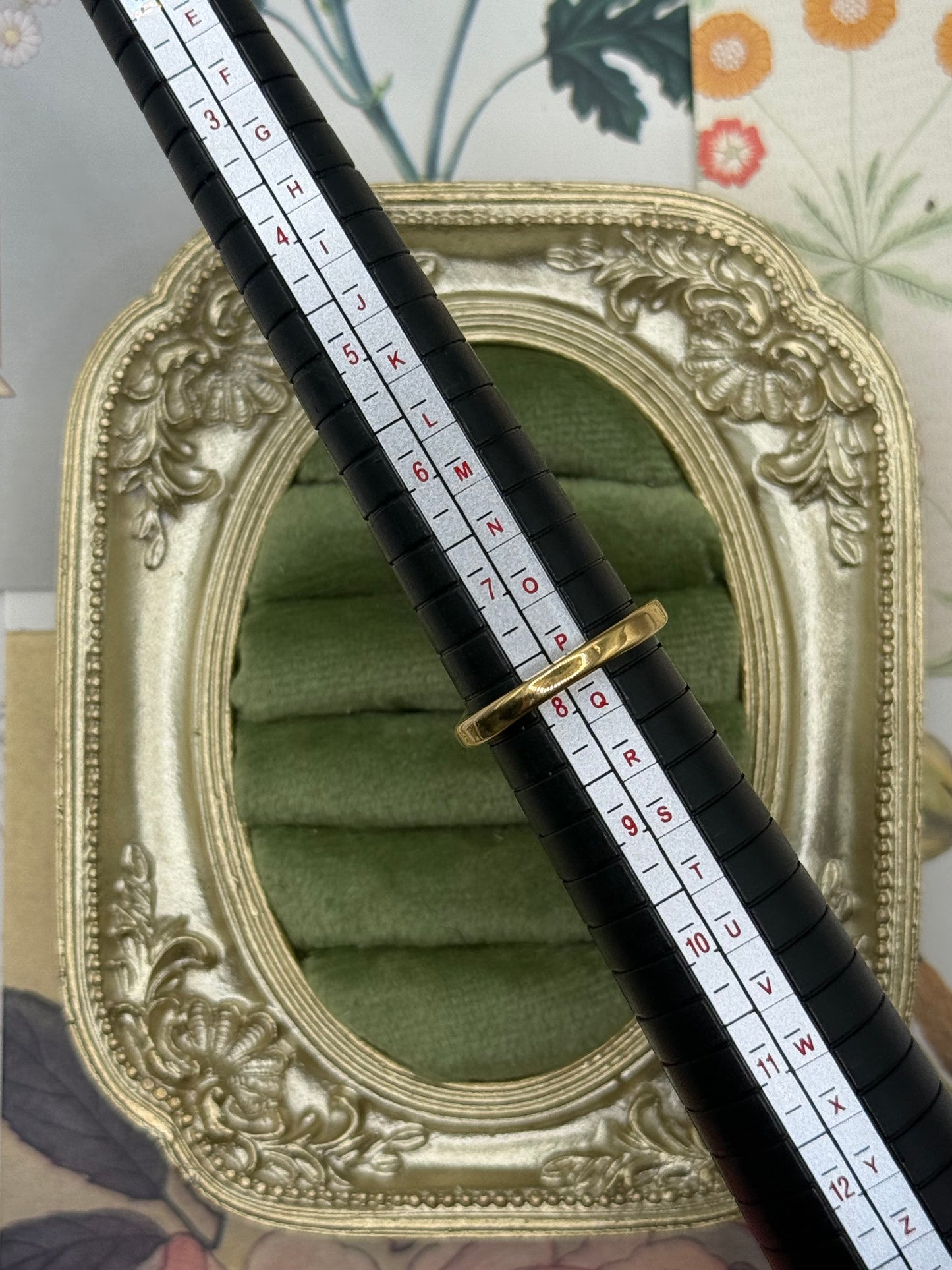 Vintage Gold Tone Old Stock Gemstone Ring Size 7.75