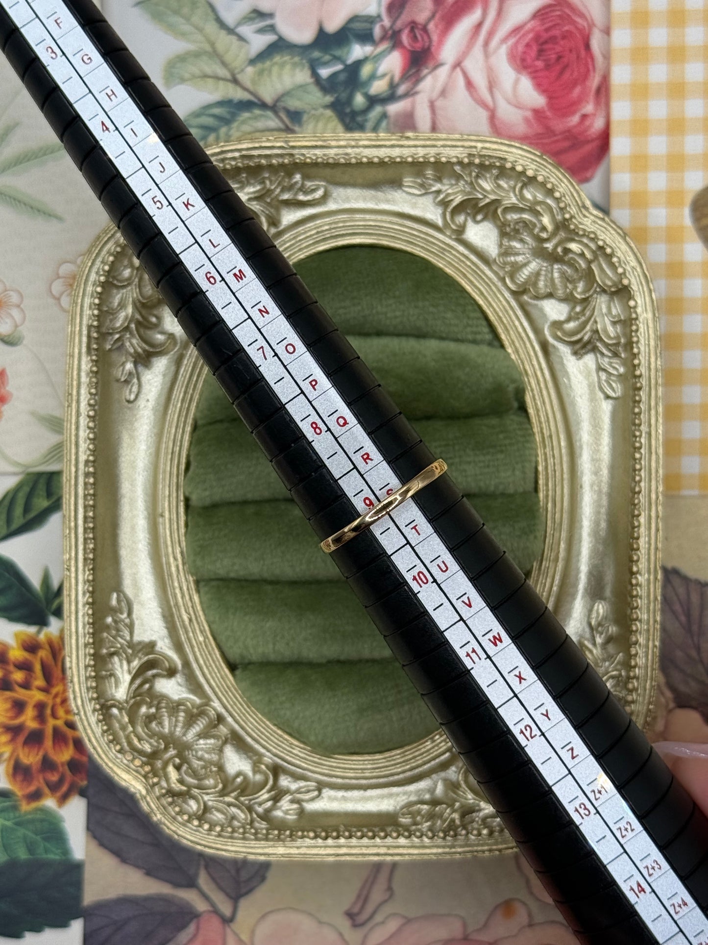 Vintage Gold Tone Heart Ring Size 9