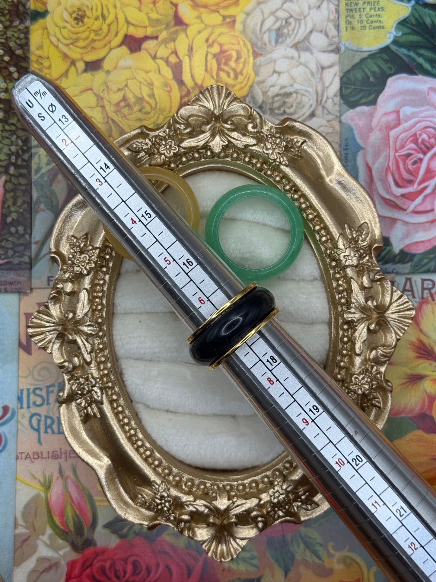 Vintage Gold Tone Interchangeable Ring Size 7