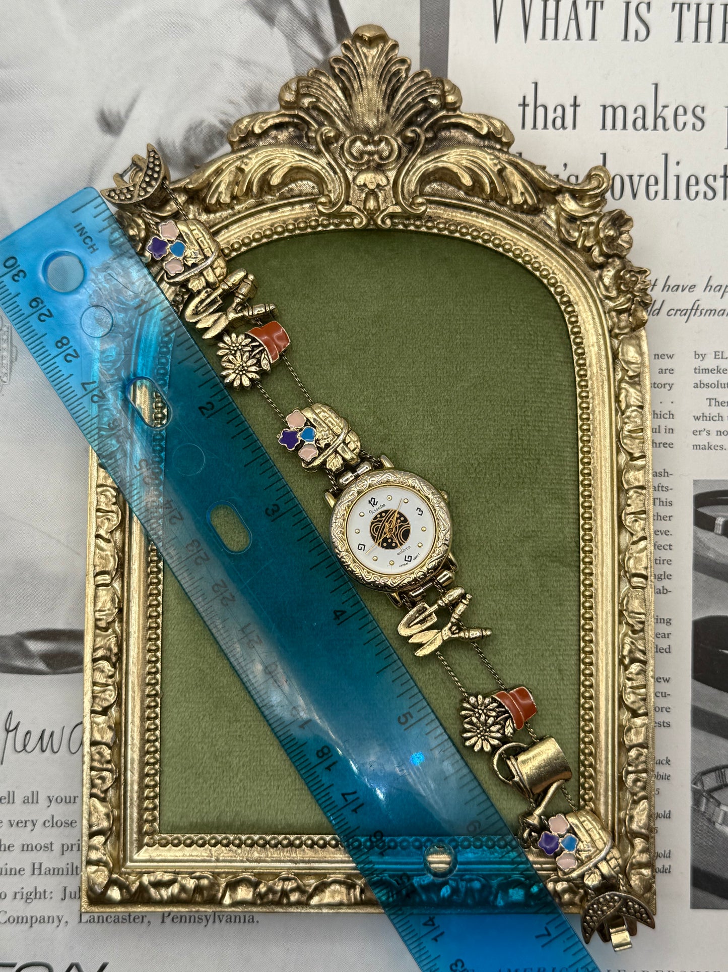 Working Vintage Gold Tone Charm Watch