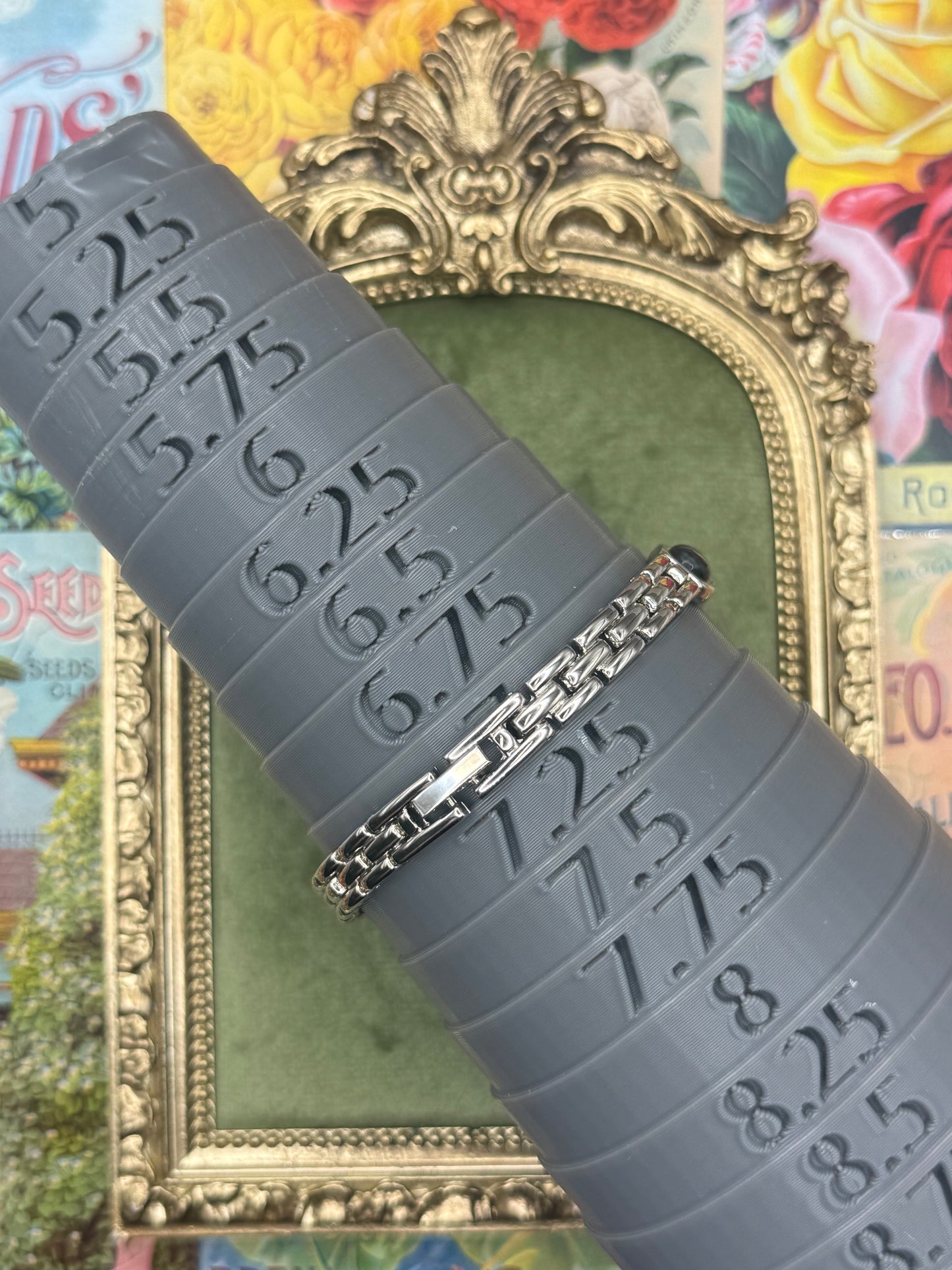 Working Vintage Silver Tone Watch 7”