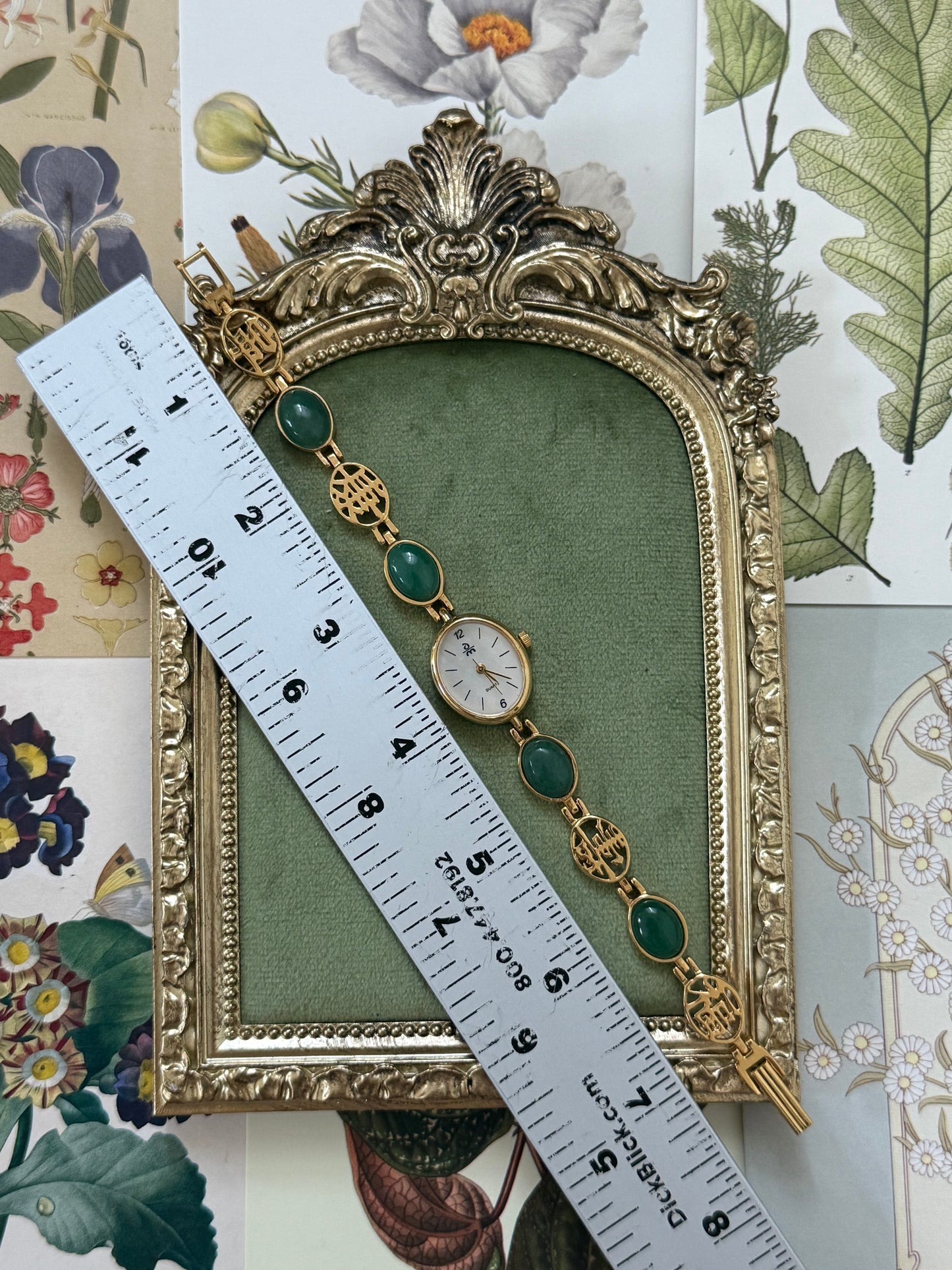 Nonworking Vintage Gold Tone Jade Band Watch