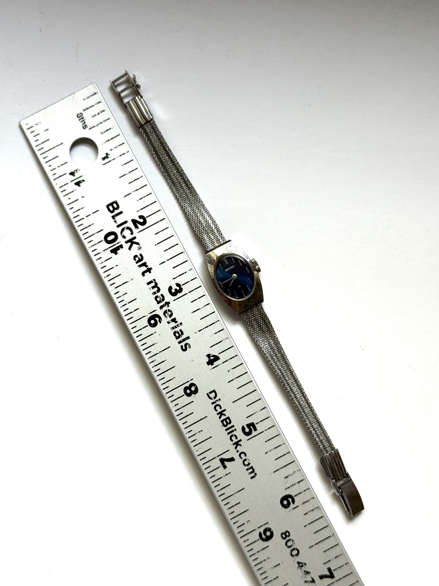 working silver tone wind up blue dial seiko watch