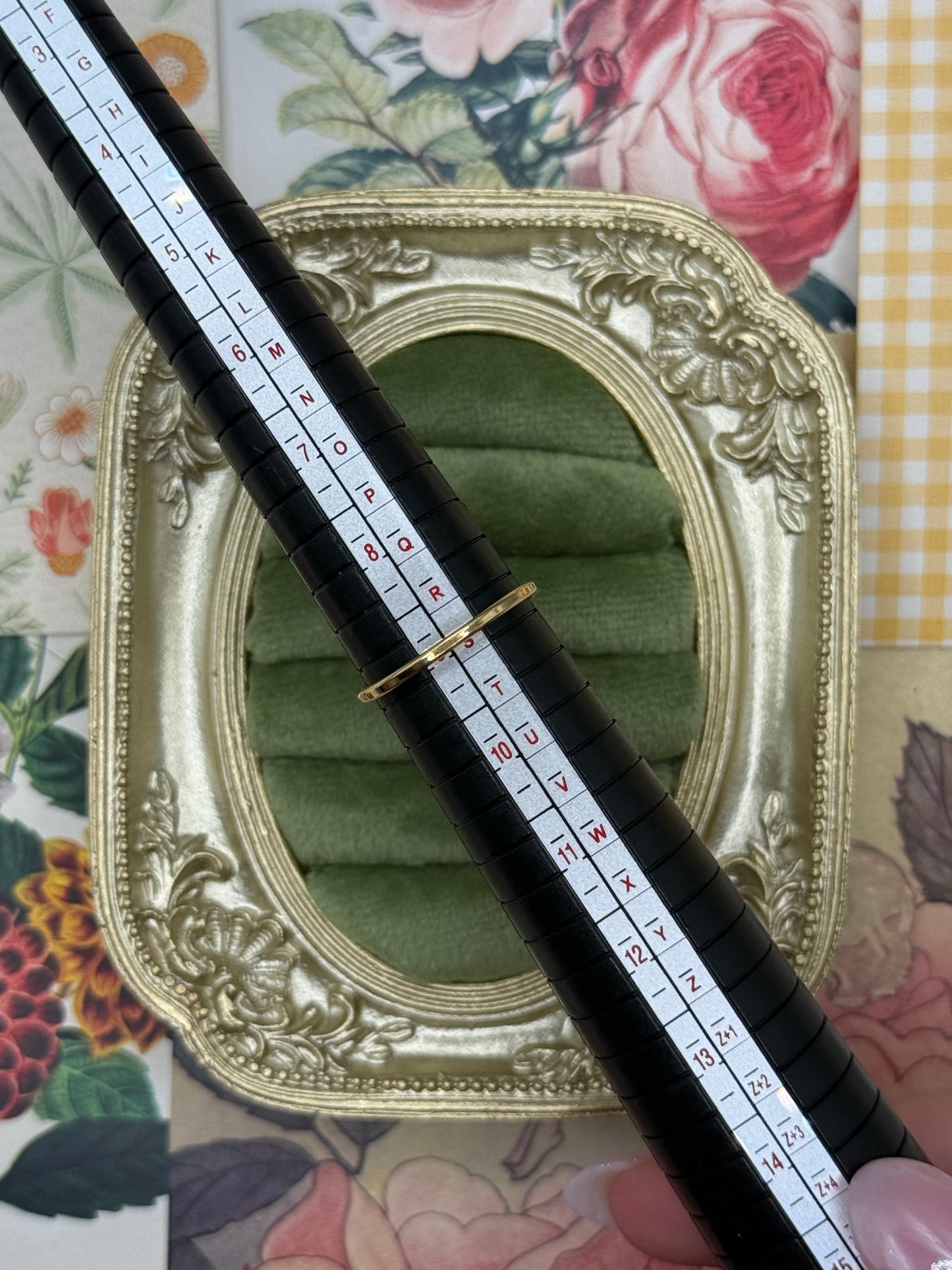 Vintage Gold Tone Avon Birthstone Stacker Ring Size 9