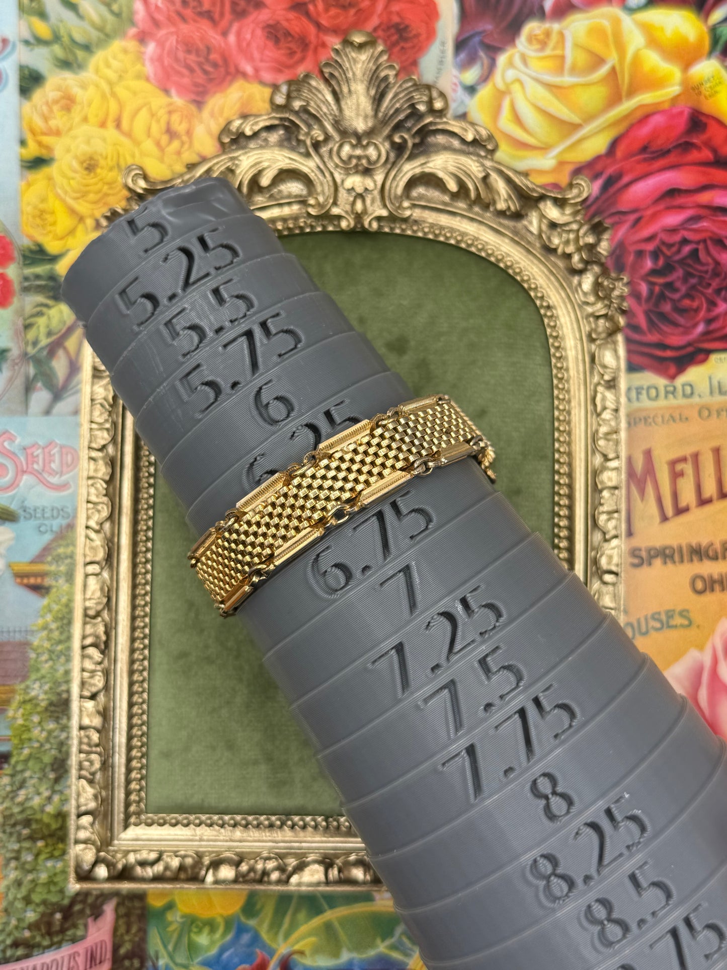 Vintage Gold Tone Bracelet 6.5”