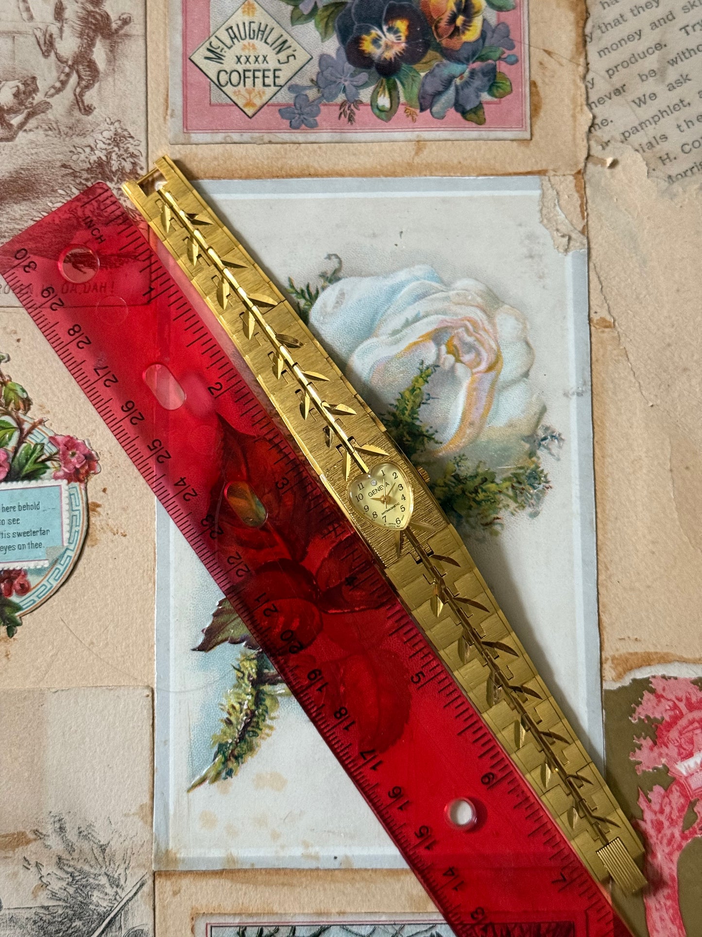nonworking gold tone heart bezel watch