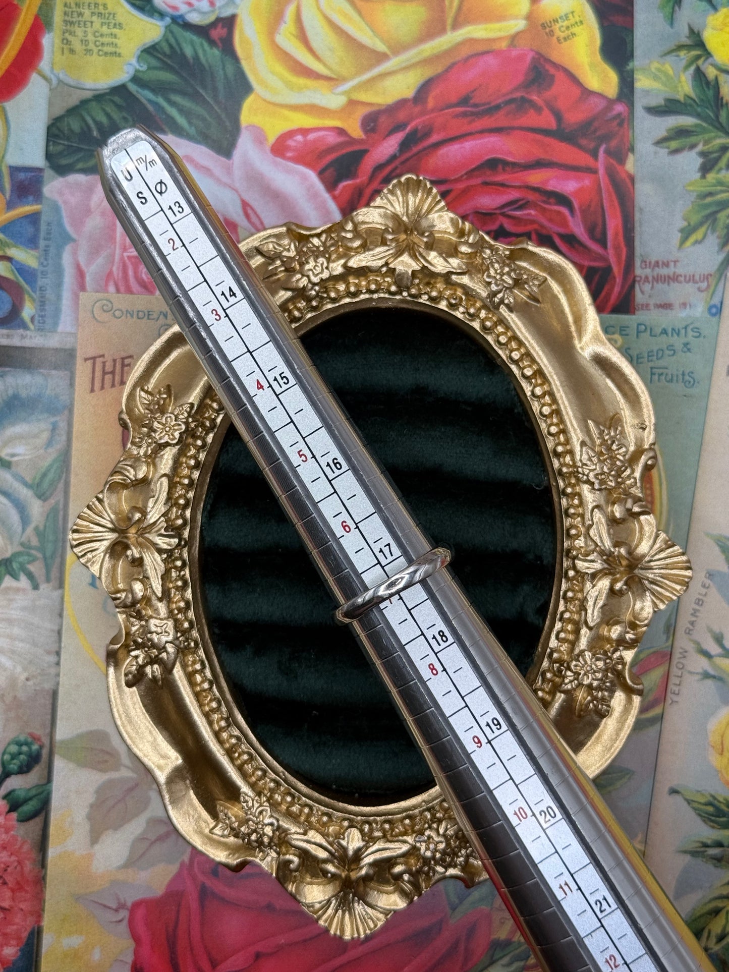 Vintage Silver Tone Ring Size 7
