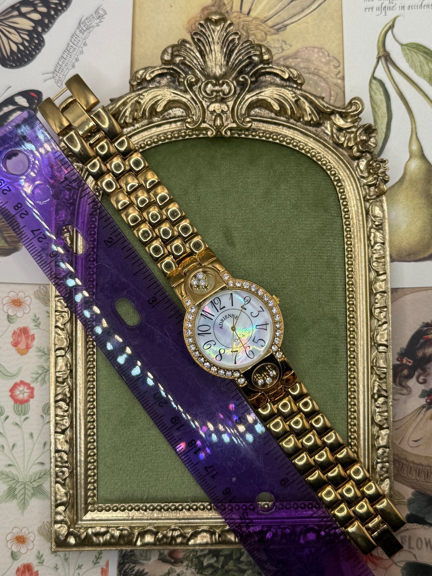 Working Vintage Gold Tone Crystal Watch