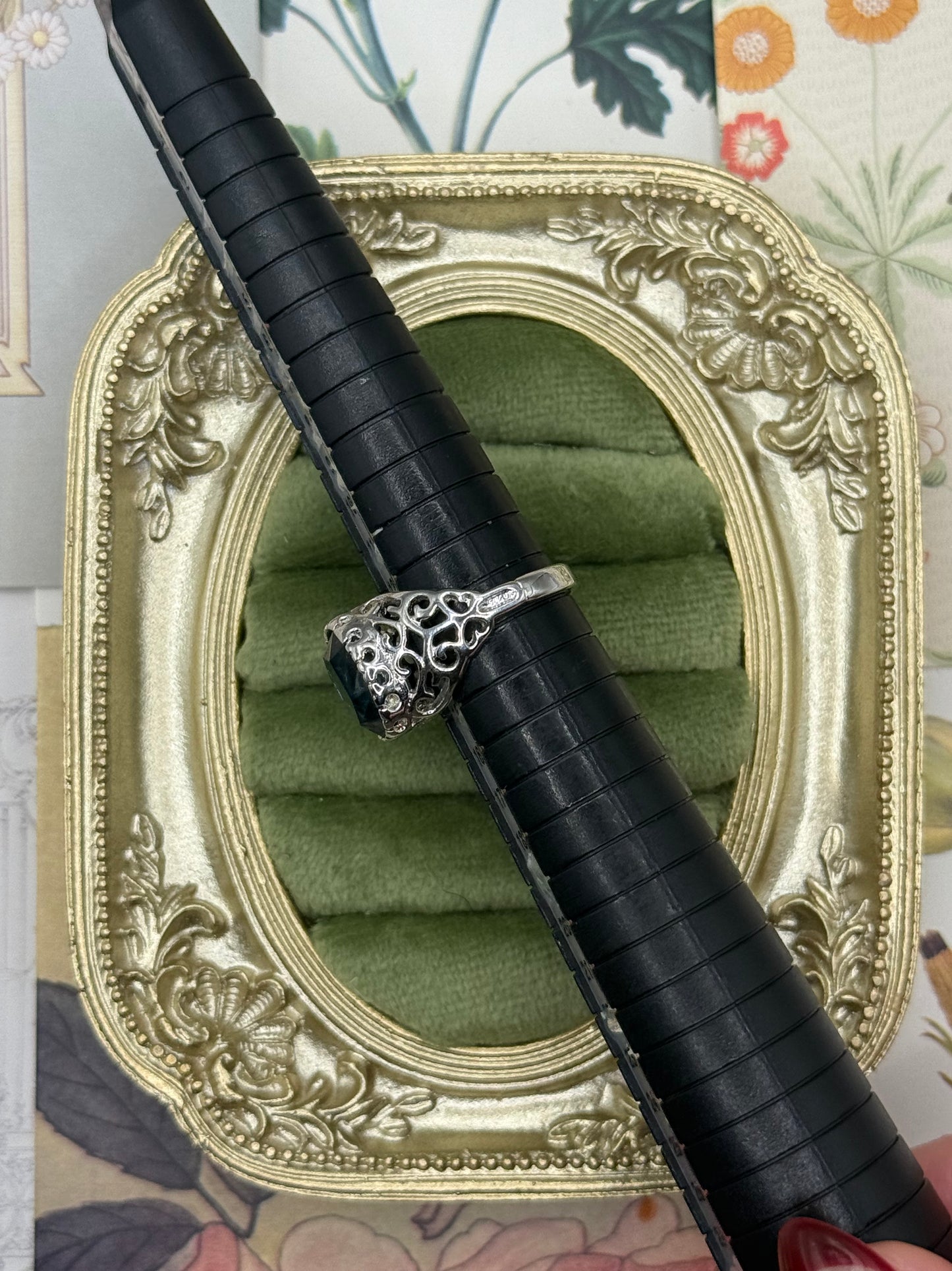 Vintage Silver Tone Old Stock Gemstone Ring Size 6.75