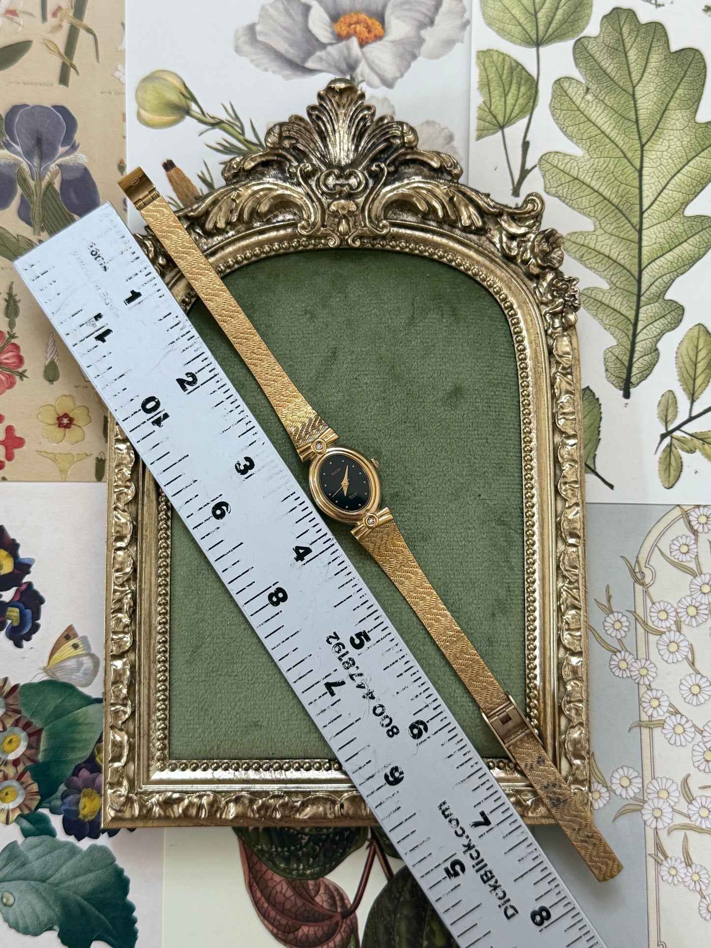 Working Vintage Gold Tone Black Dial Adjustable Watch