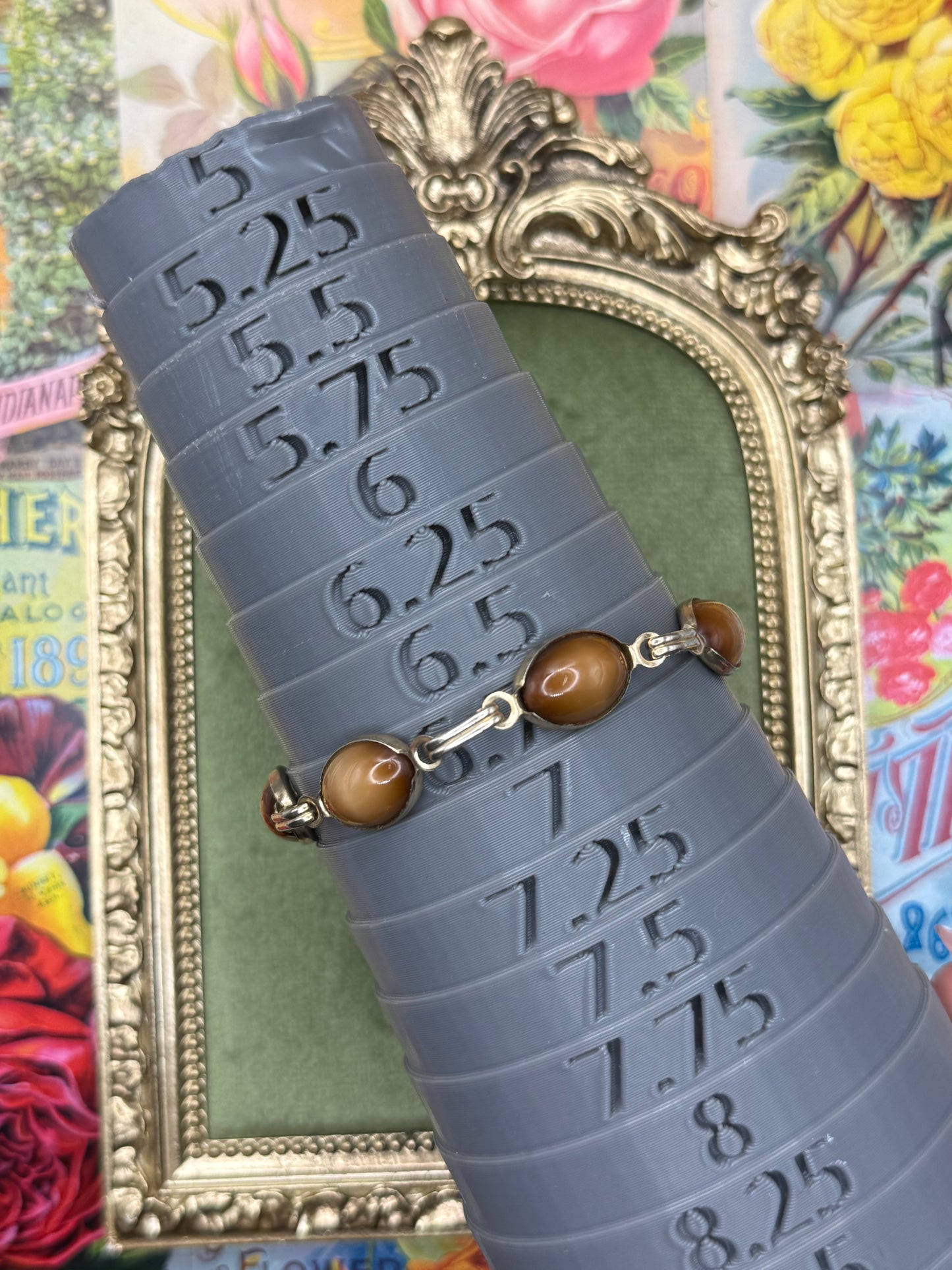 Vintage Brown Cabochon Bracelet 6.75”