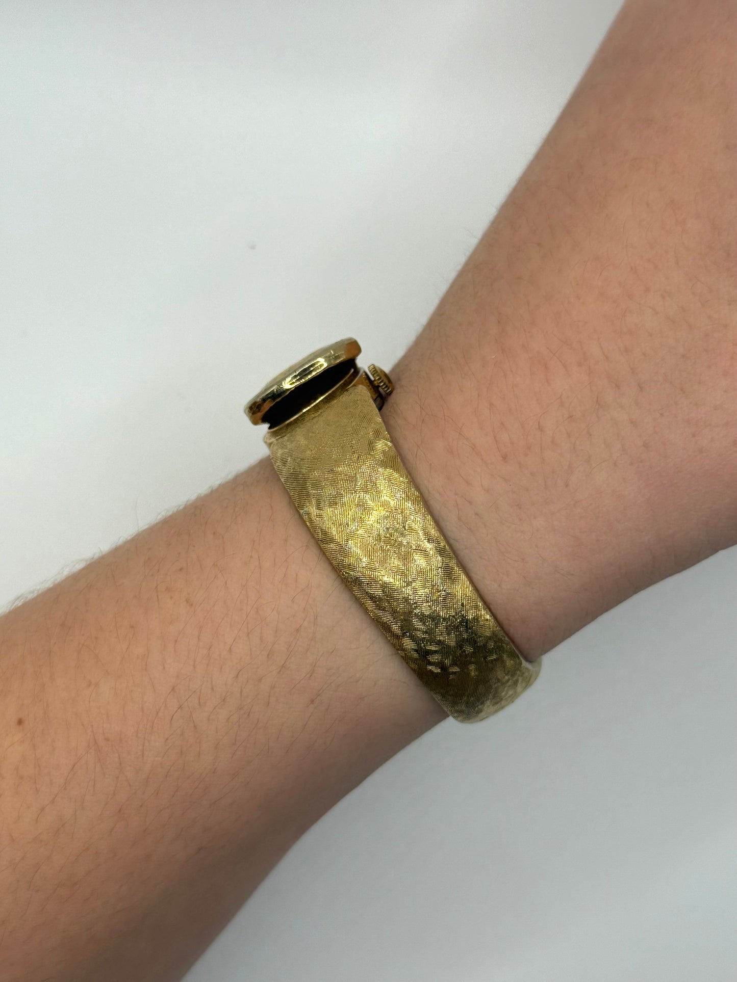 nonworking gold tone peek a boo watch
