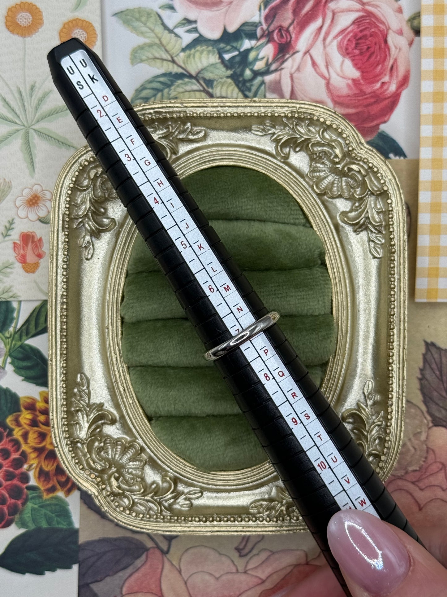 Vintage Silver Tone Purple Stone Ring Size 7