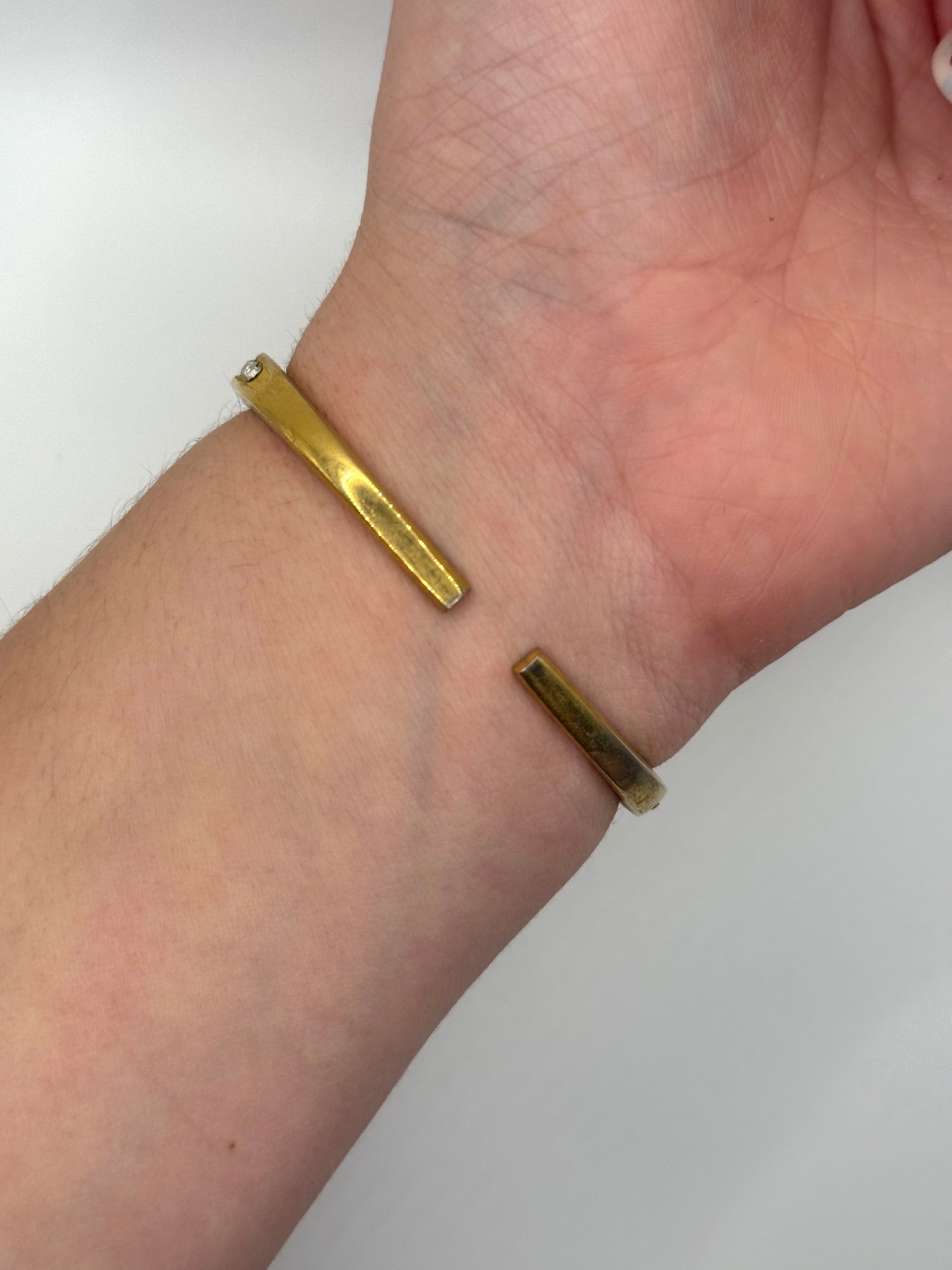 working gold tone peek a boo watch