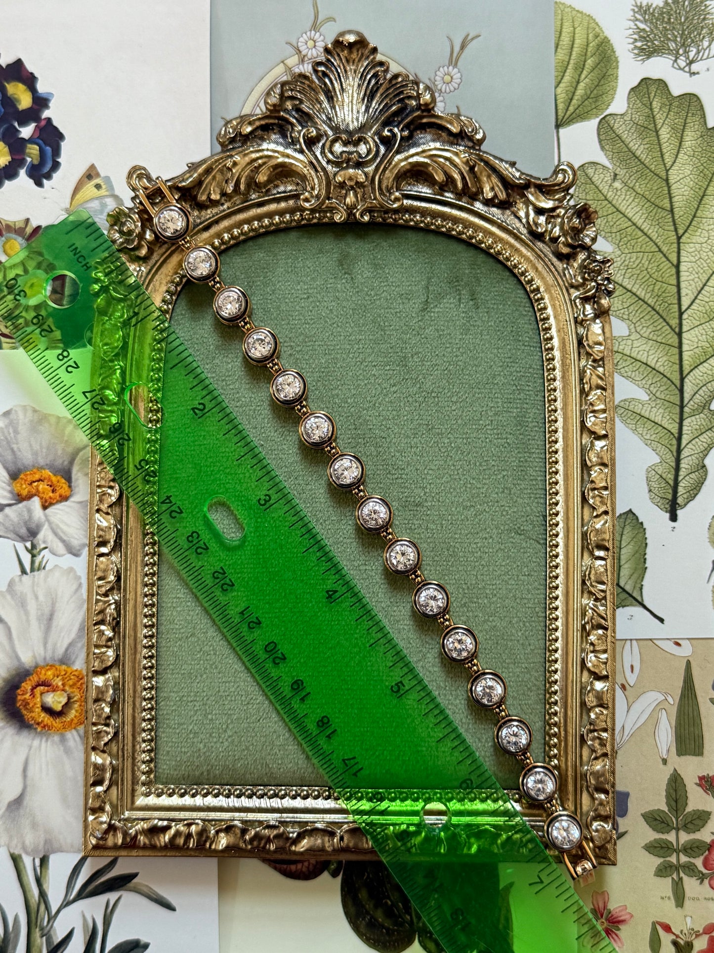 Vintage Gold Tone Dainty Bracelet