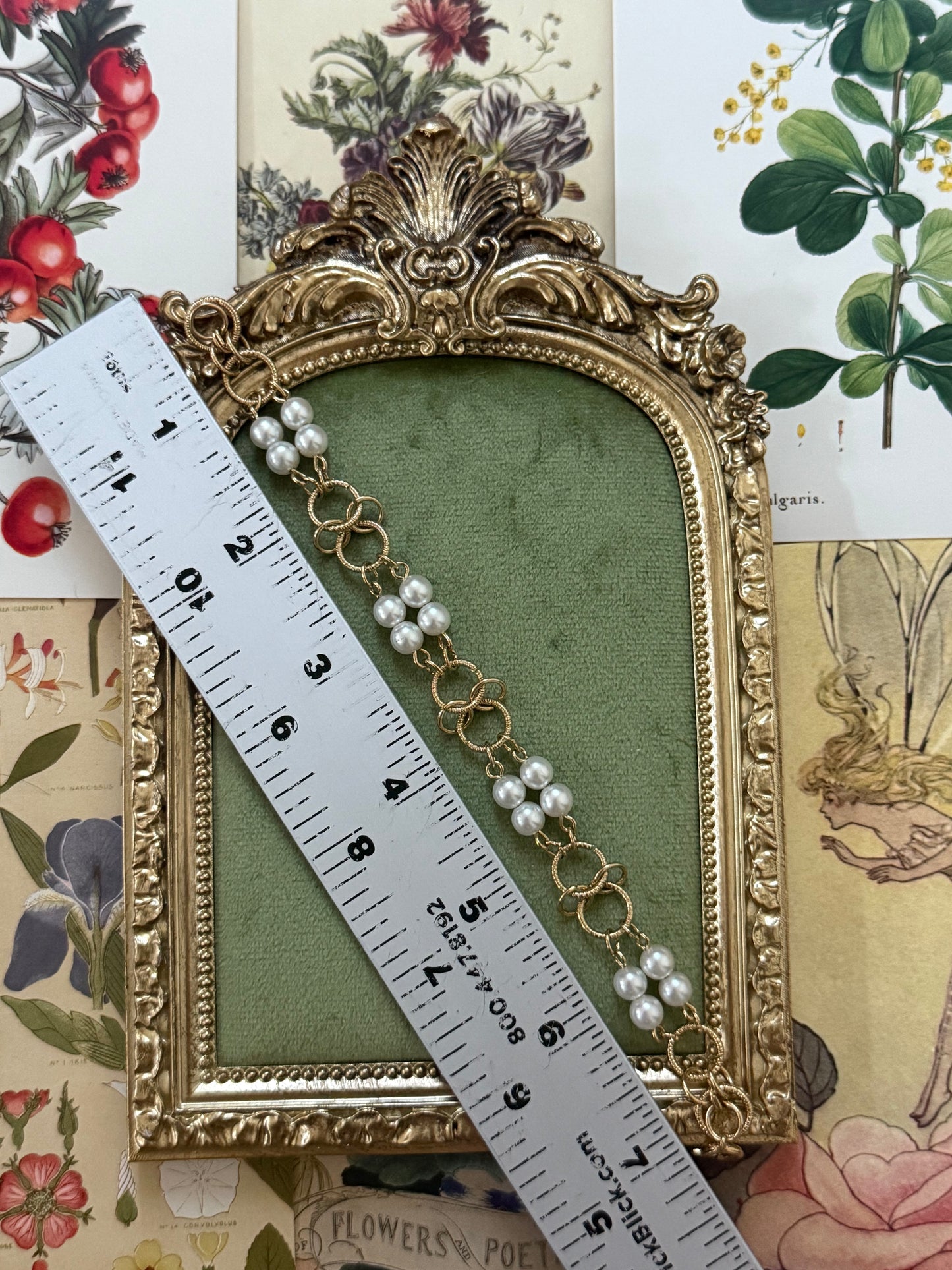 Vintage Gold Tone Pearl Bracelet