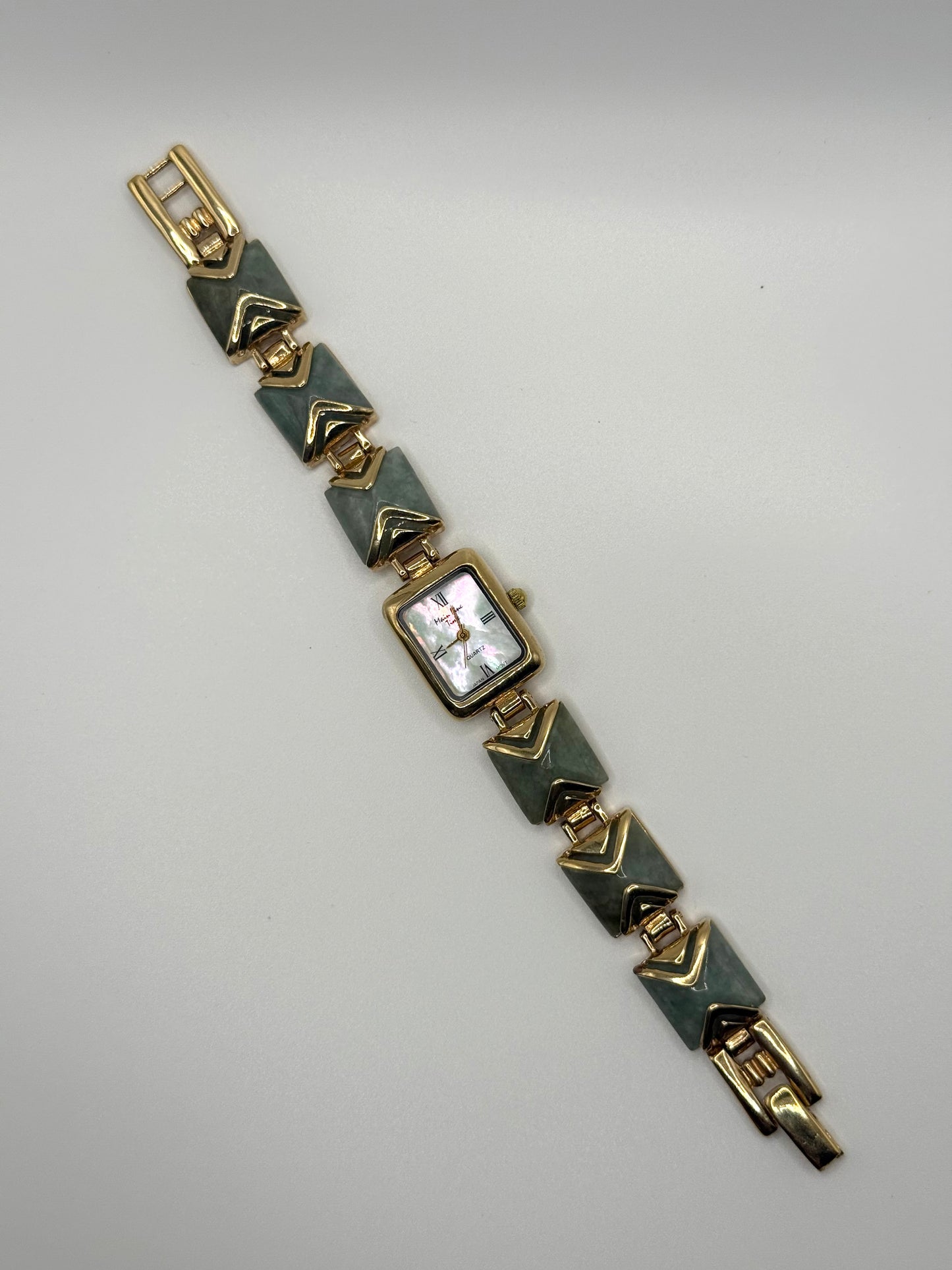 working gold tone green jade gemstone watch