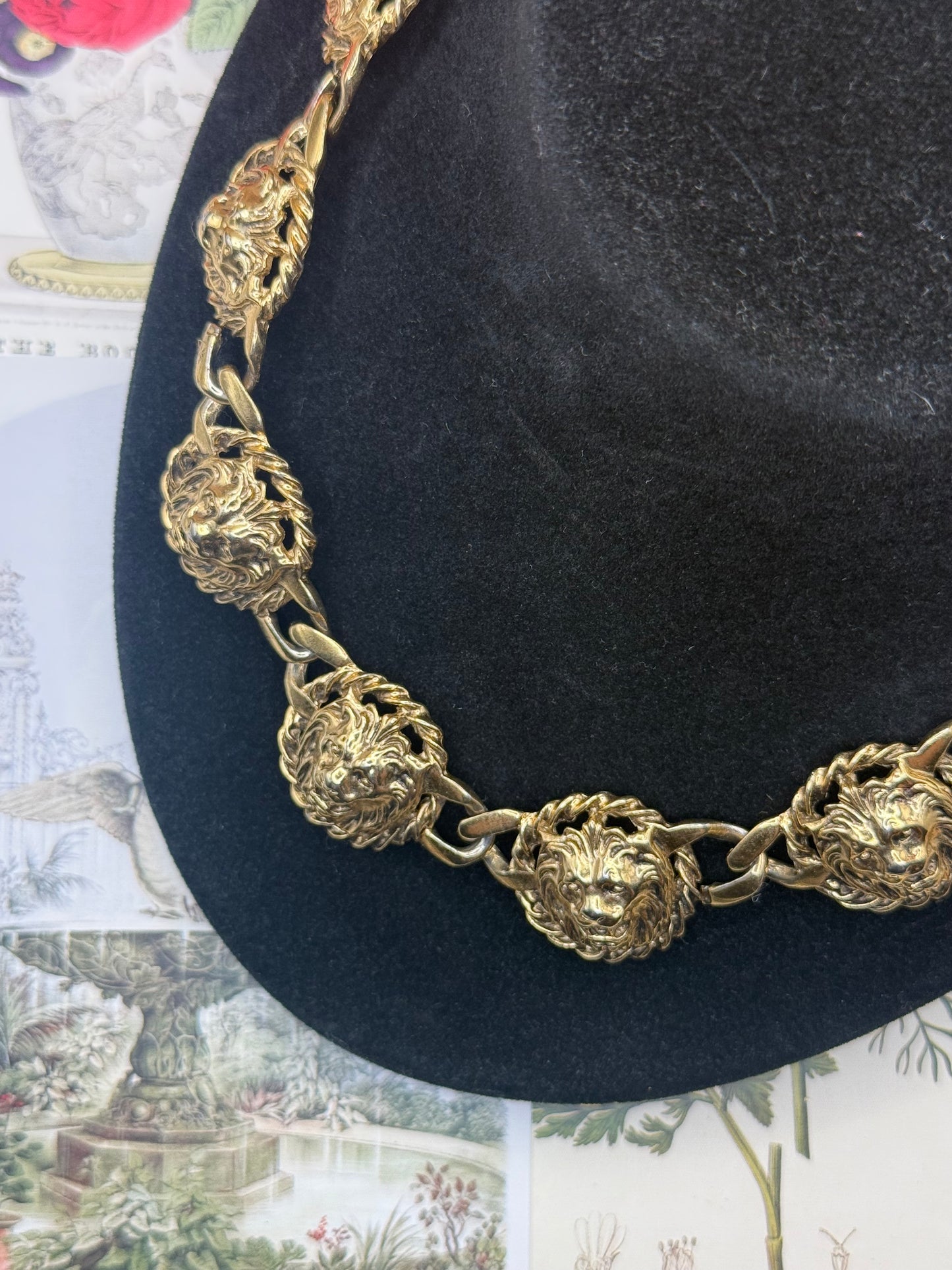 Vintage Gold Tone Chunky Lion Necklace