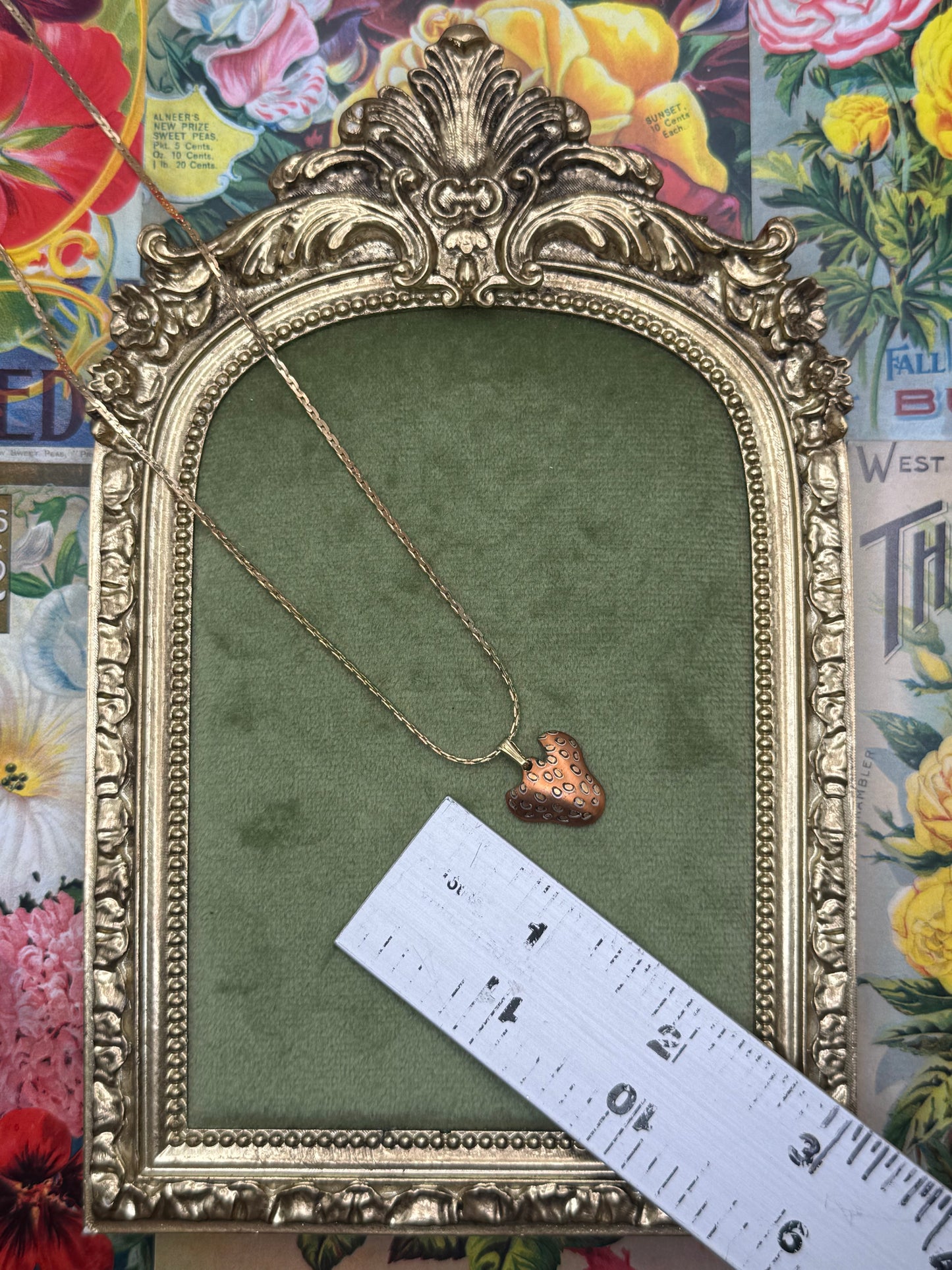 Vintage Gold Tone Damascene Mushroom Necklace 18”