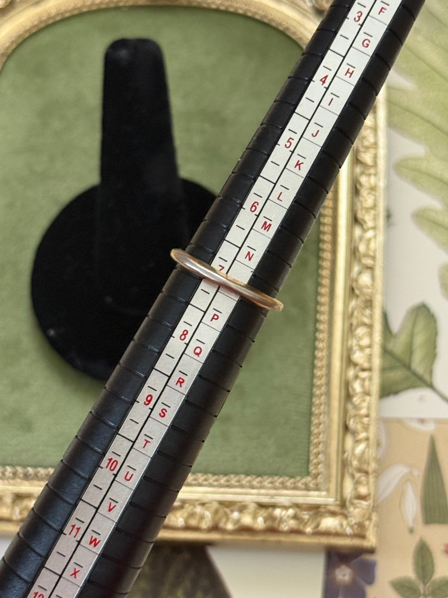 Vintage Gold Tone Avon Nightflower Ring Size 7