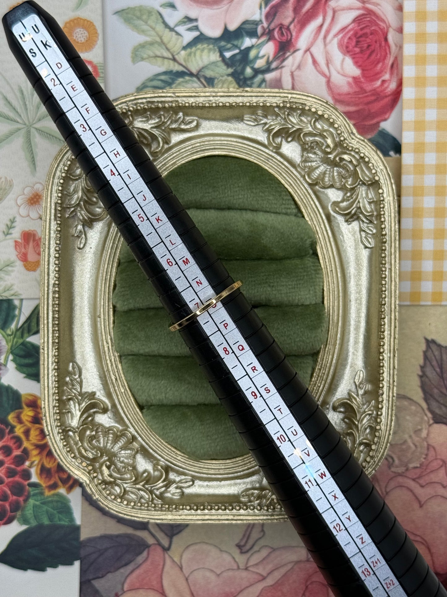 Vintage Gold Tone Avon Birthstone Stacker Ring Size 7