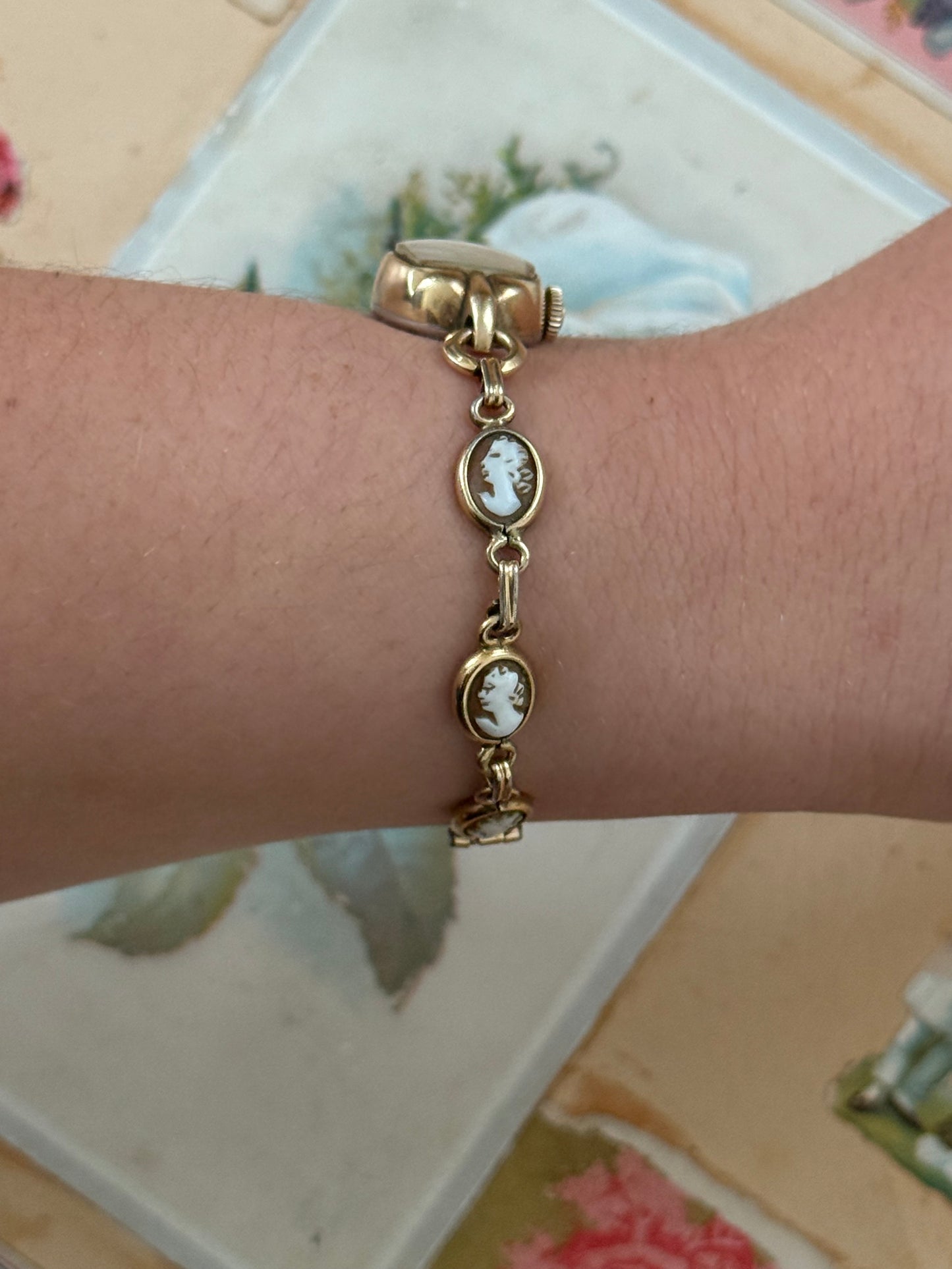 working gold tone hamilton cameo band wind up watch