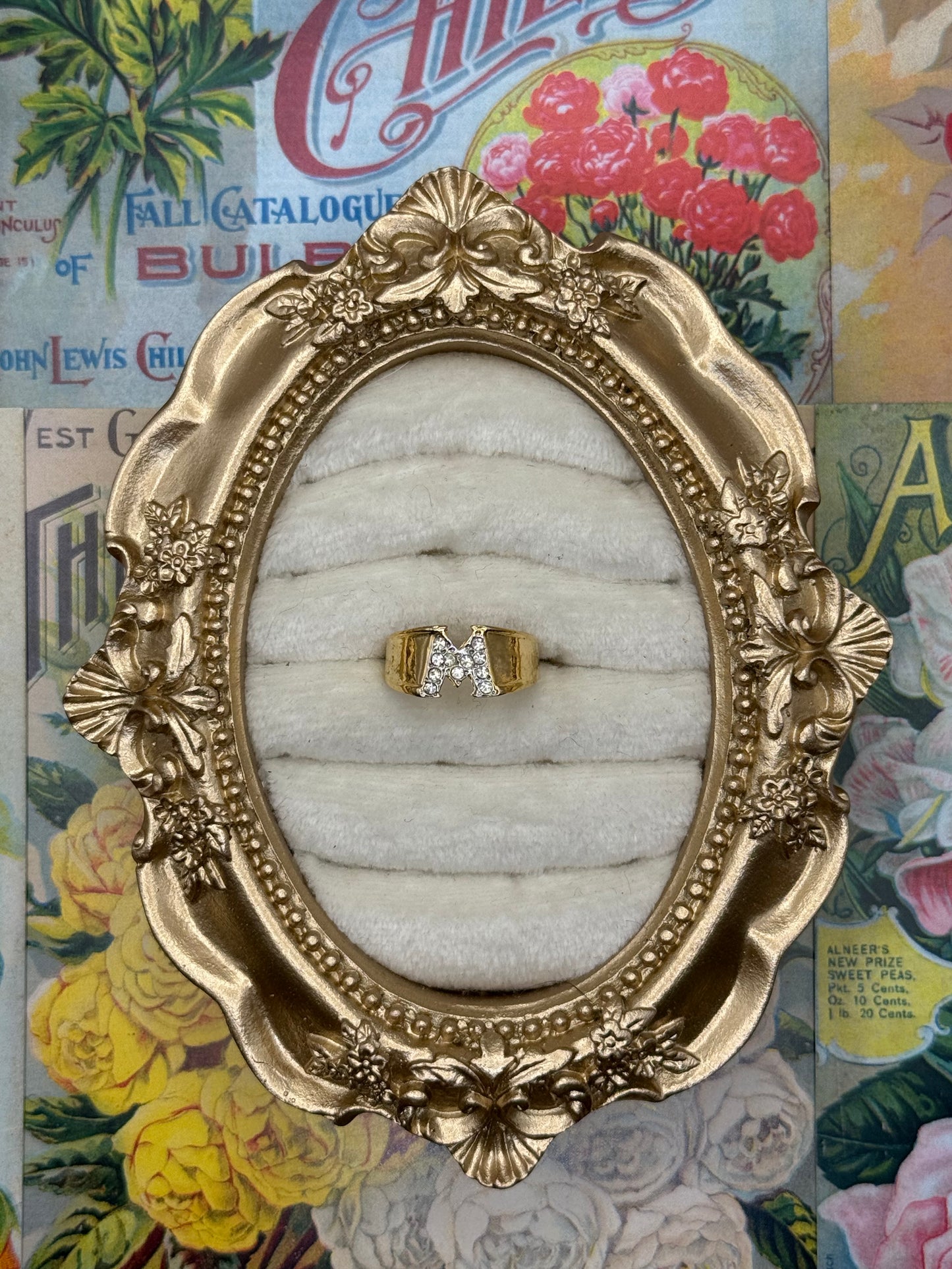 Vintage Gold Tone “M” Ring Size 5