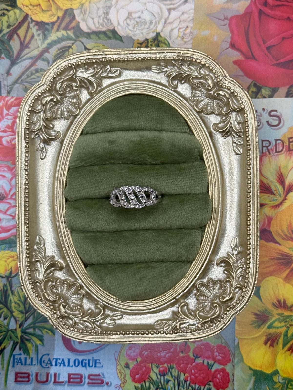 Vintage Silver Tone Avon Ring Size 7
