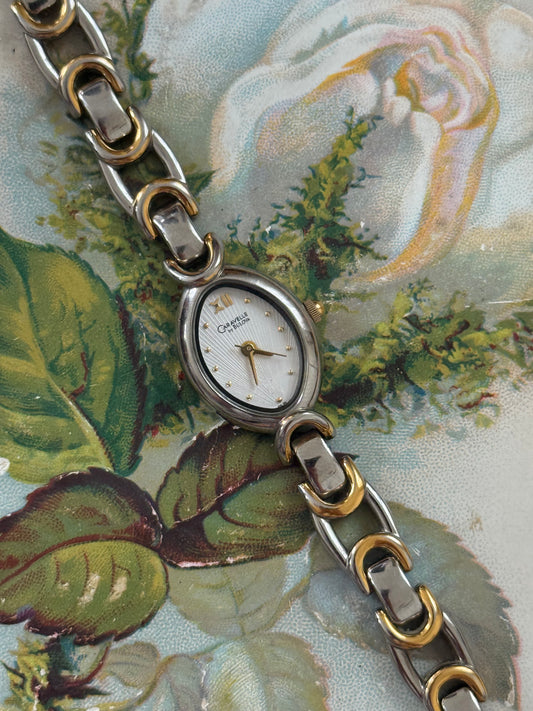 working two tone oval dial watch