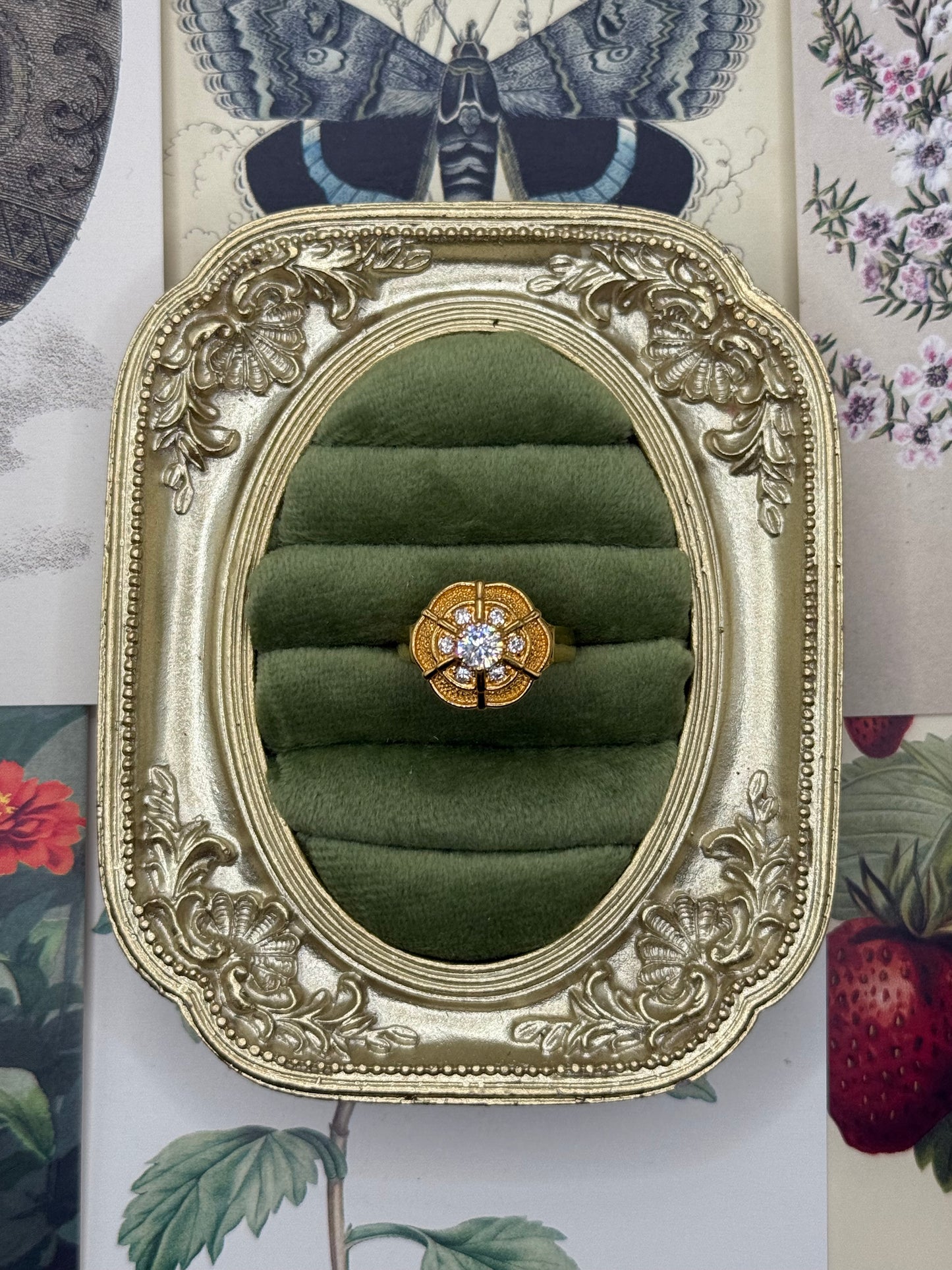 Vintage Gold Tone Ring Size 8.75