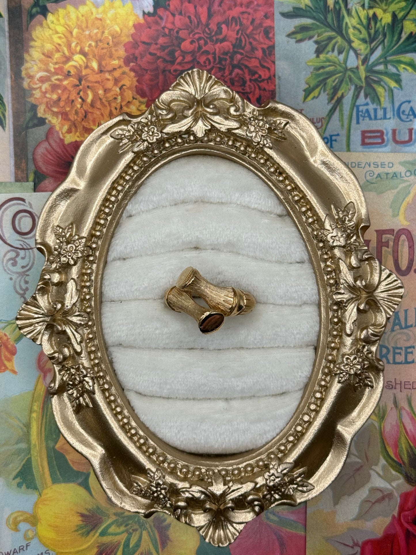Vintage Gold Tone Avon Bamboo Ring Size 7