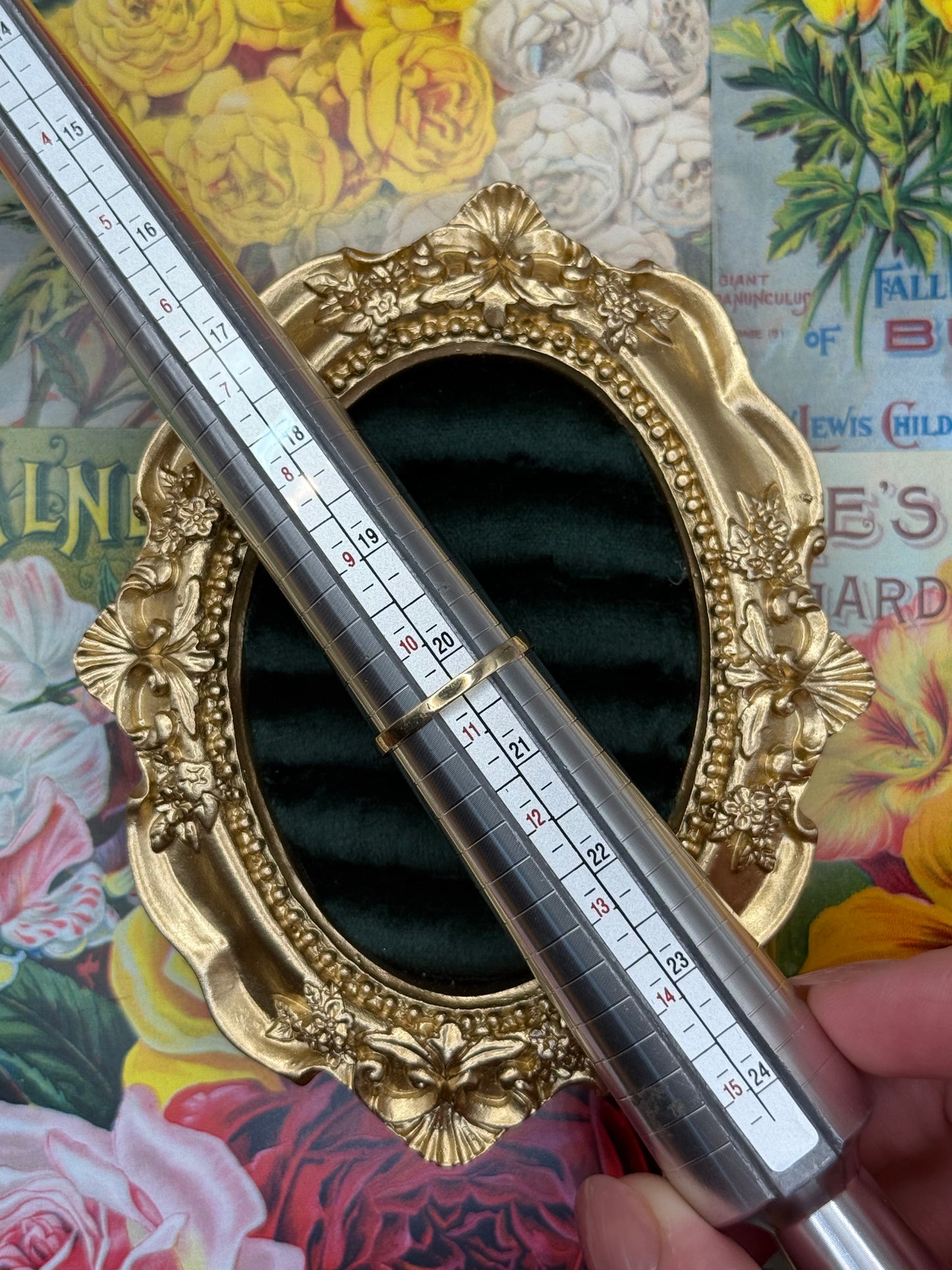 9k Gold Hematite Intaglio Signet Ring Size 10.5