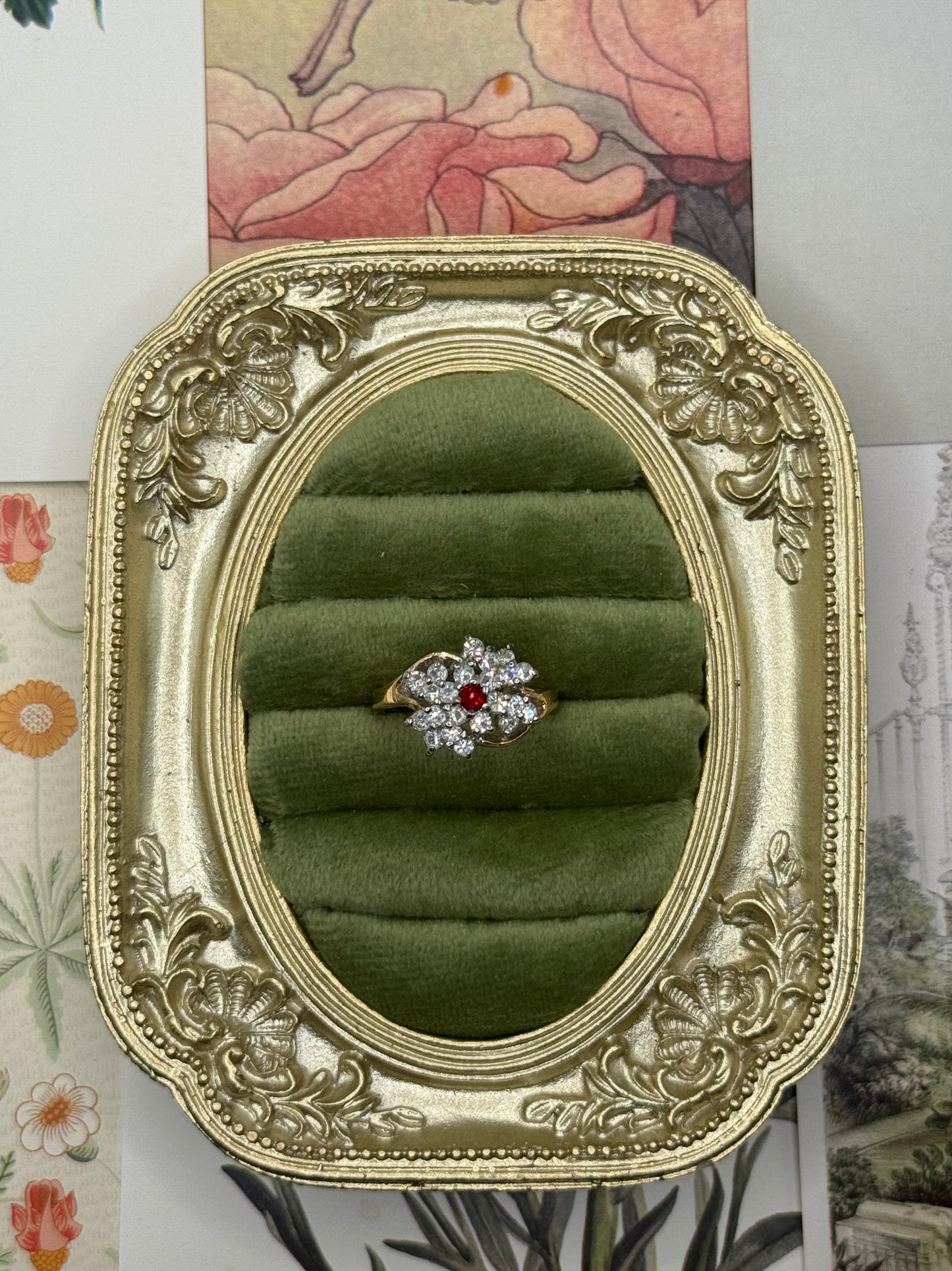 Vintage Gold Tone Old Stock Gemstone Ring Size 8