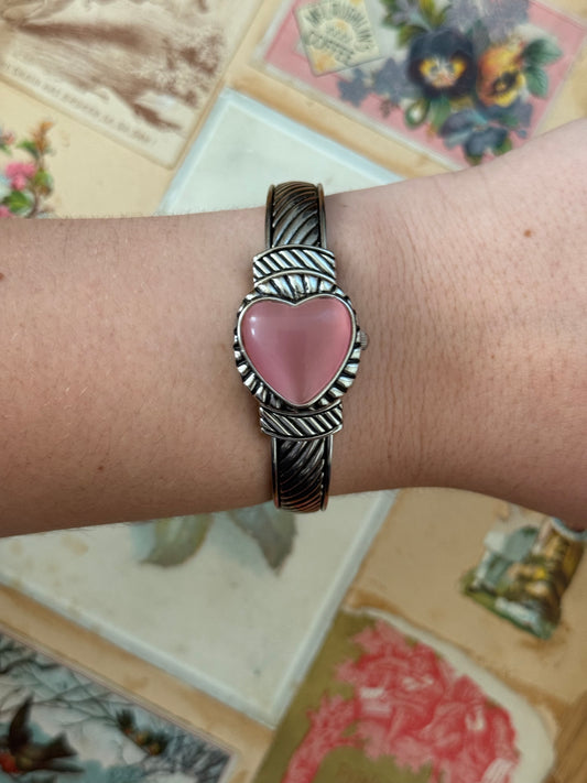 working silver tone peek a boo heart watch