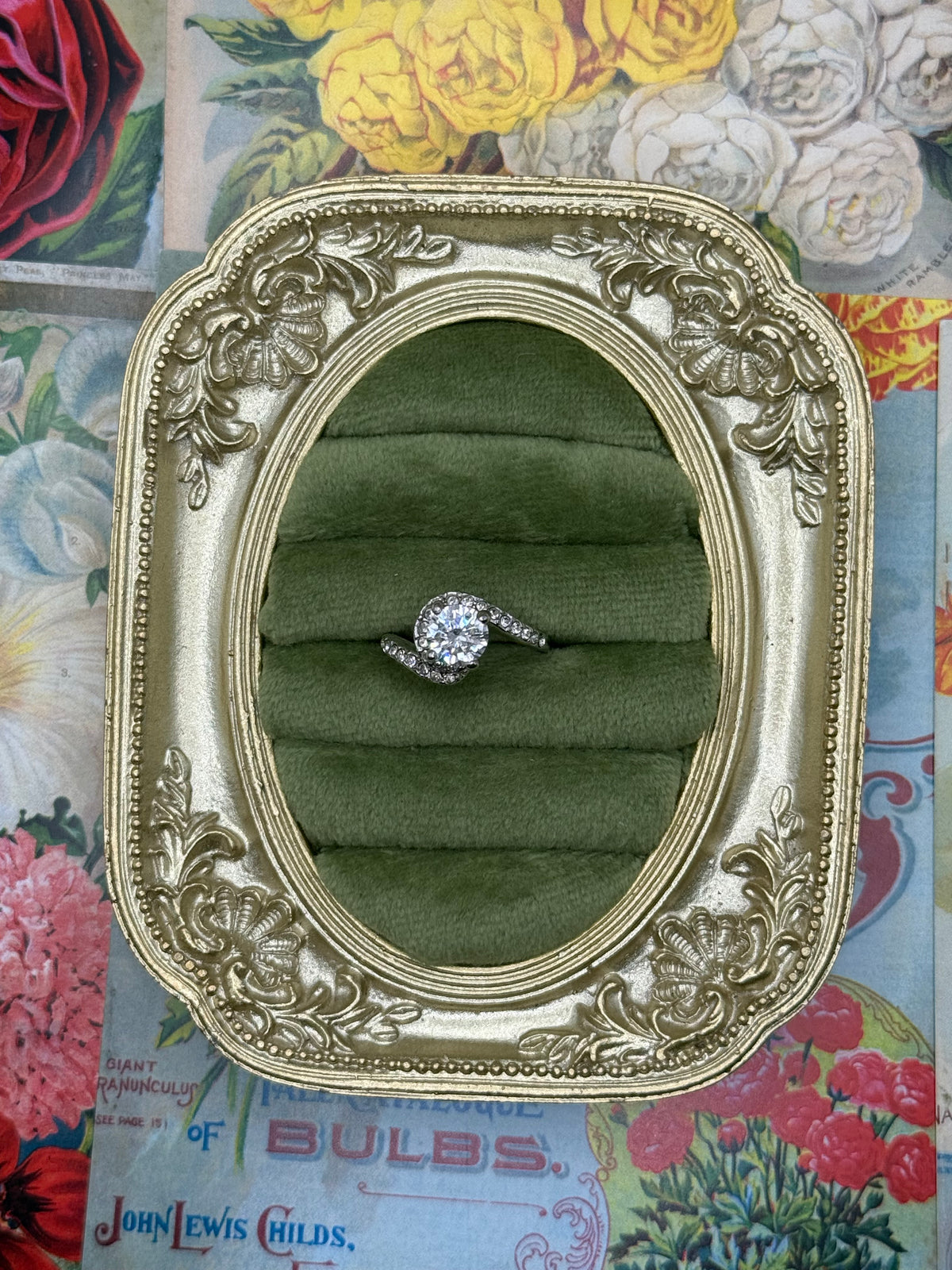 Vintage Silver Tone Ring Size 6.25