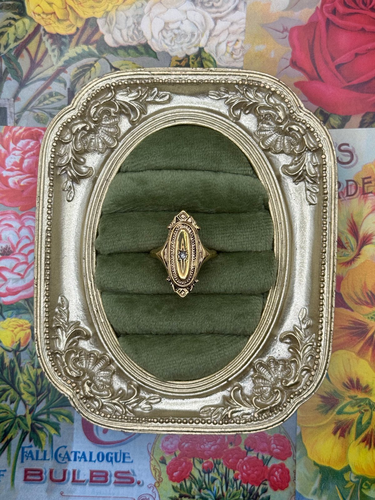 Vintage Gold Tone Avon Kensington Ring Size 6.5