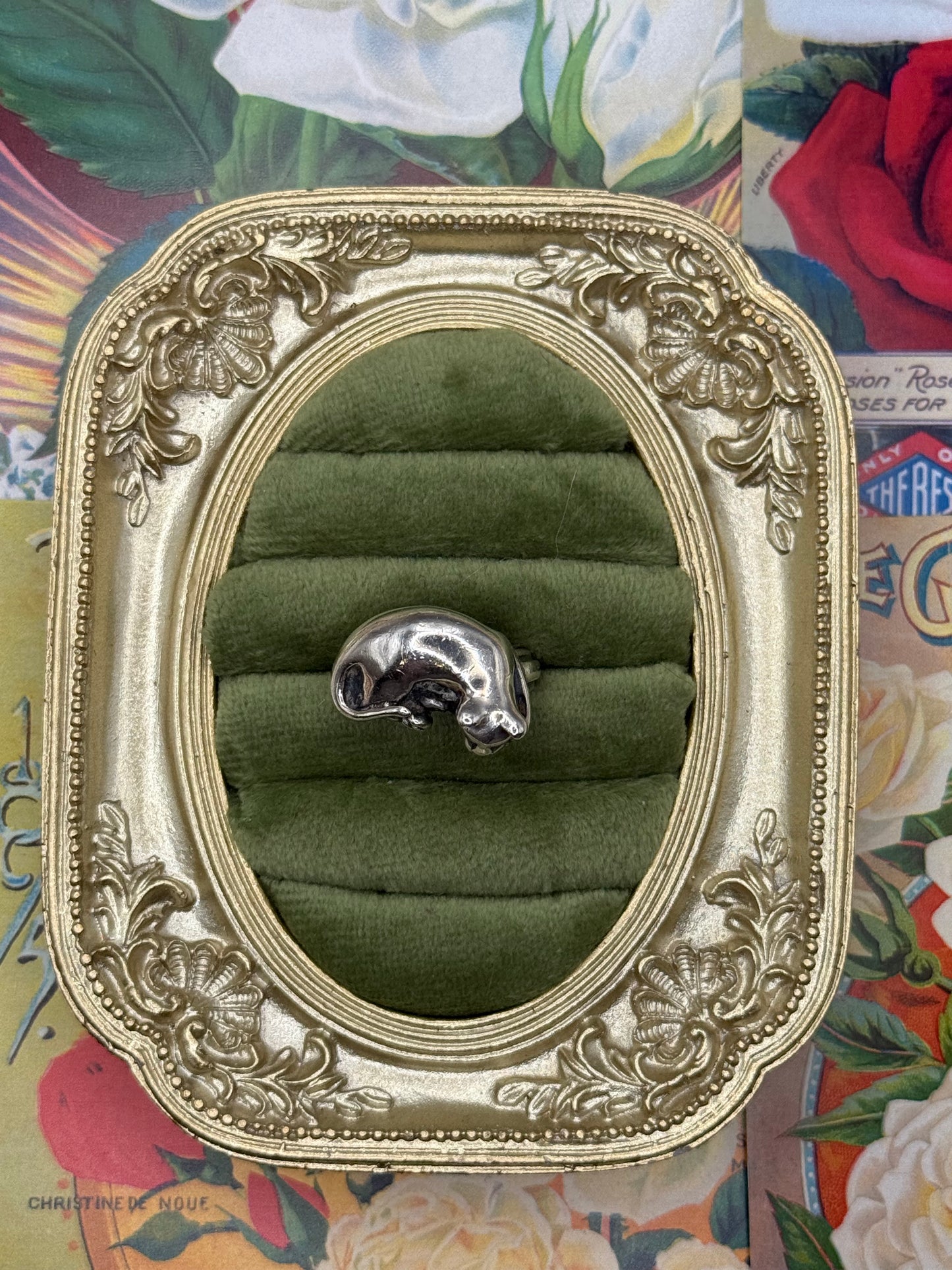 Vintage Sterling Silver Designer James Yesberger Sleeping Kitten Ring Size 6.5