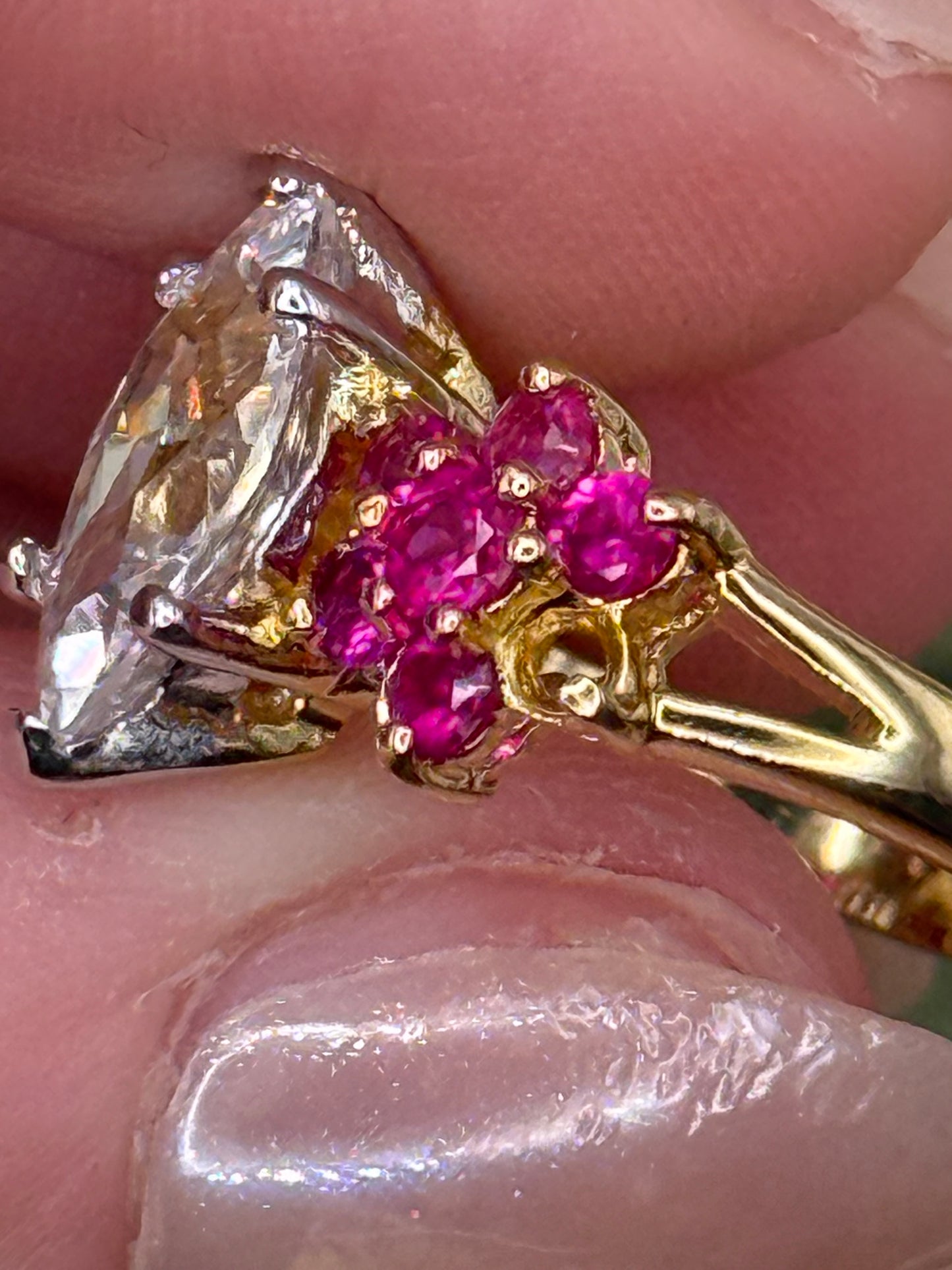 Vintage Gold Tone Old Stock Ring Size 7 - Missing Stone