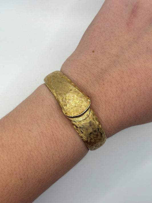 nonworking gold tone peek a boo watch