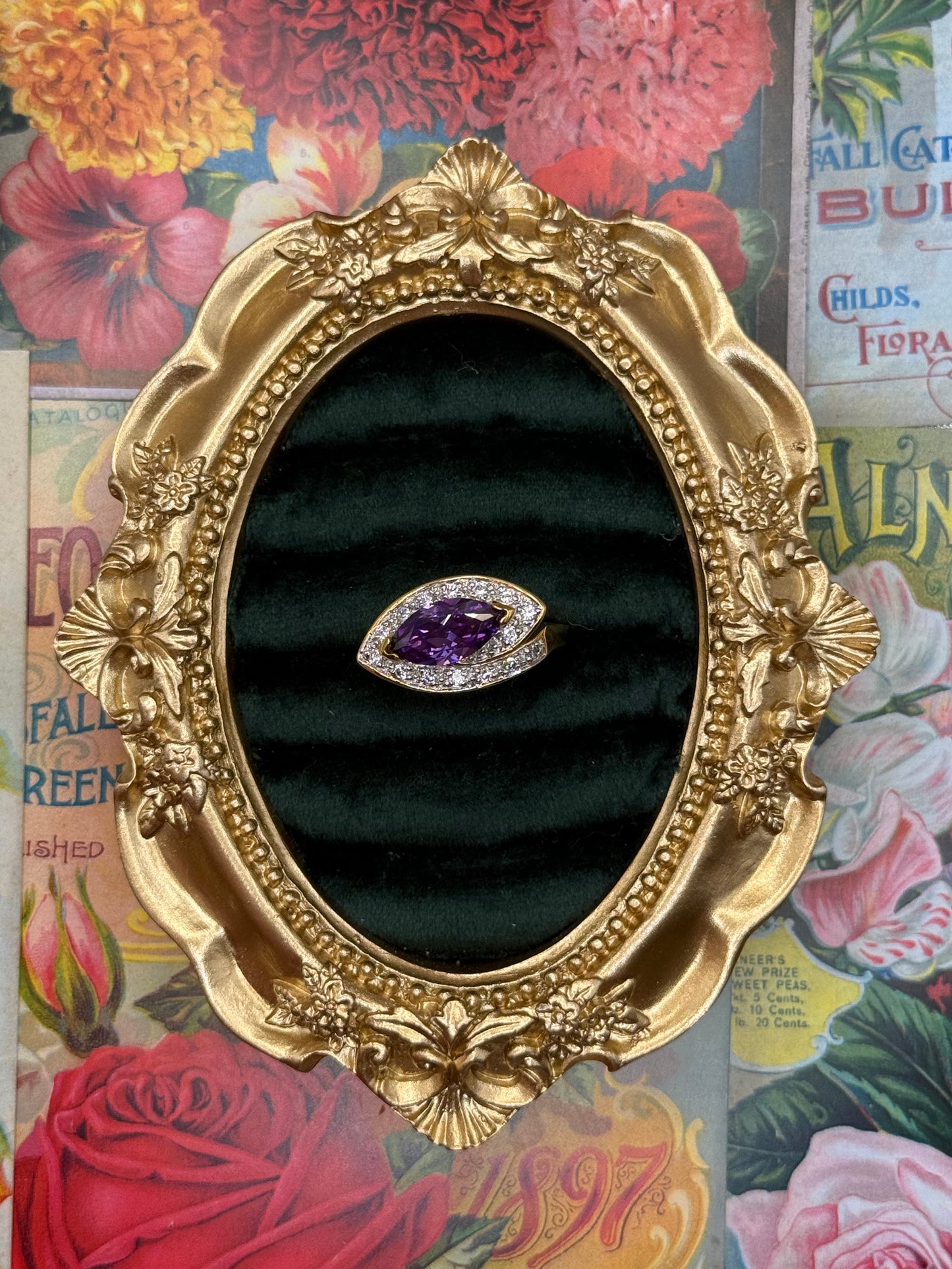 Vintage Gold Tone Old Stock Ring Size 10
