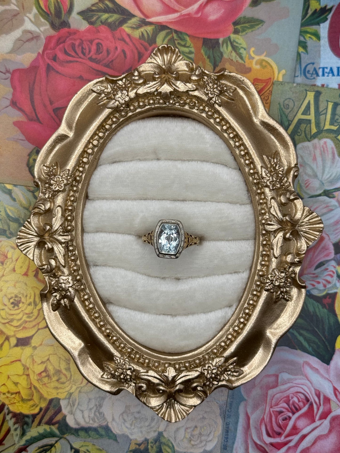 14k Solid Gold Two-Tone Detailed Art Deco Light Blue Stone Ring Size 4.75