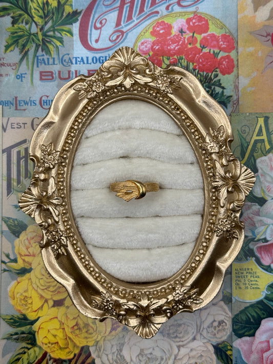 Vintage Gold Tone Avon Belt Buckle Ring Size 5.5