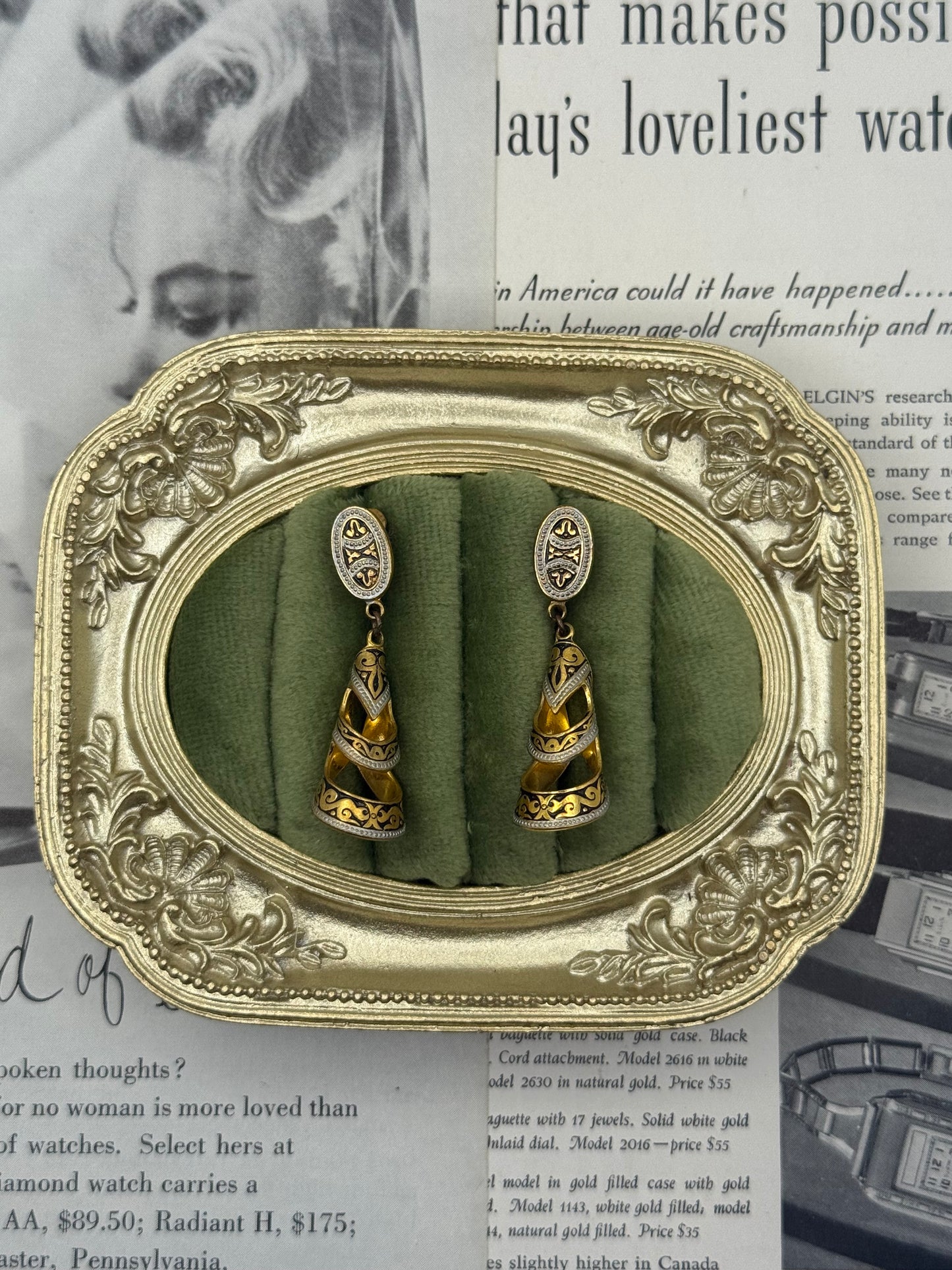 Vintage Gold Tone Damascene Screw Back Earrings
