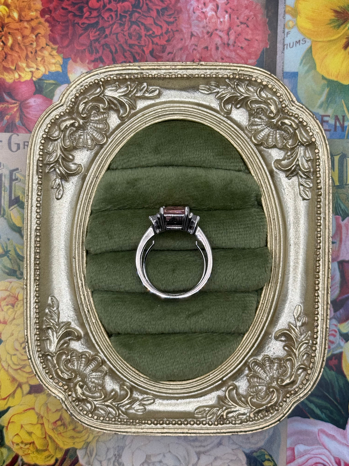 Vintage Silver Tone Avon Ring Size 7.75