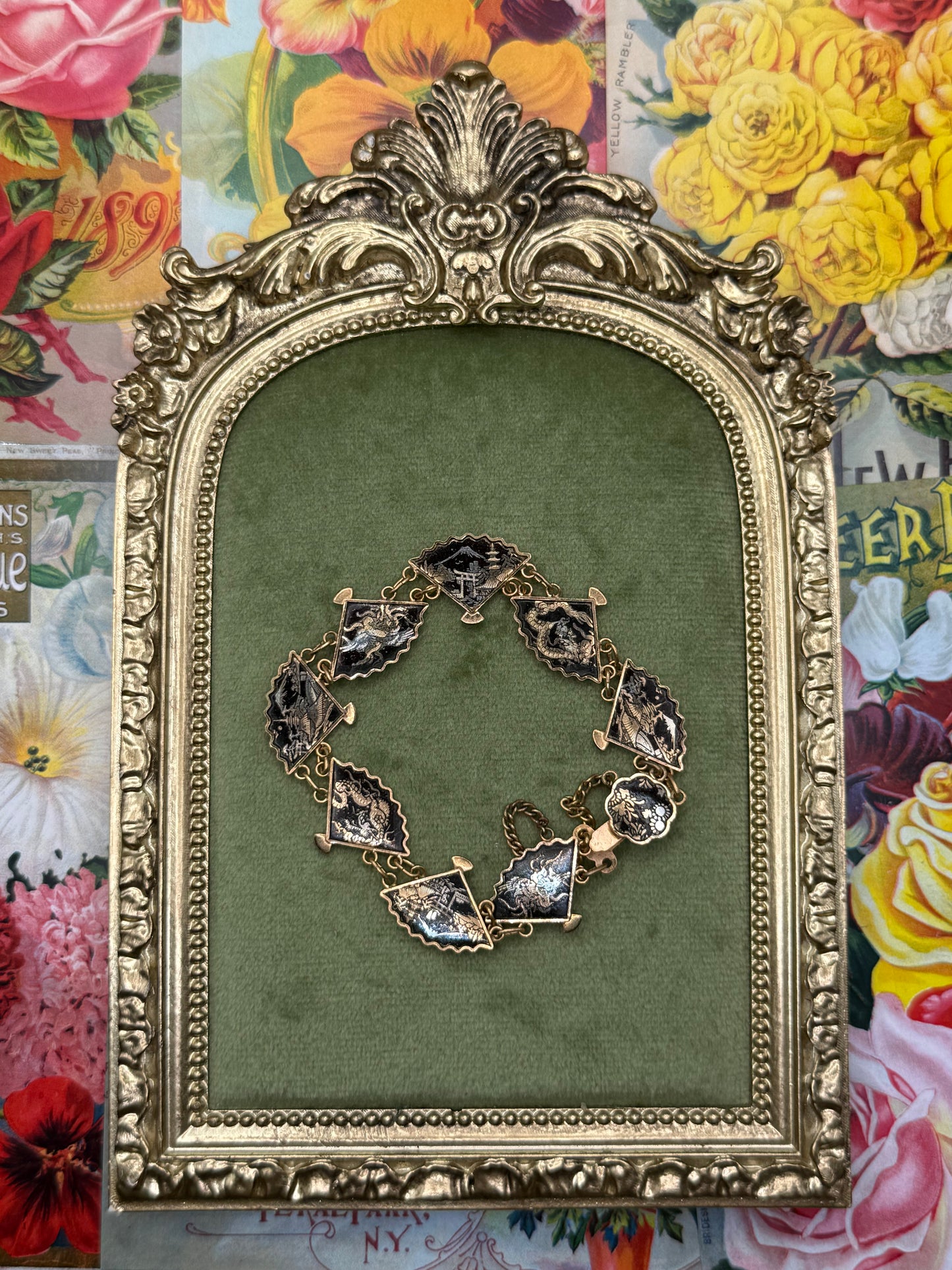 Vintage Gold tone Japanese Damascene Bracelet (Shiny) 6.5”