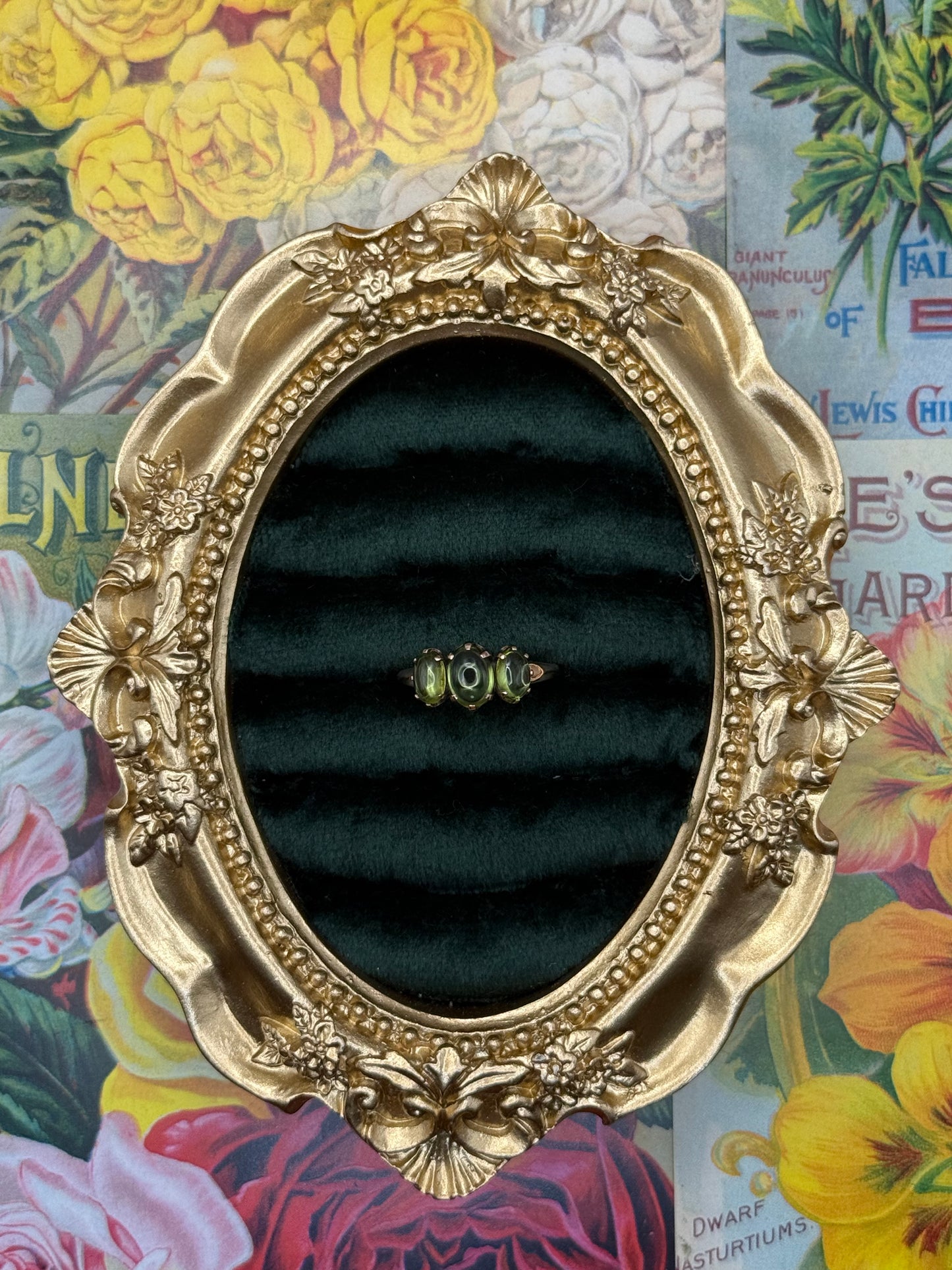 9k Rose Gold Peridot Cabochon Ring Size 6