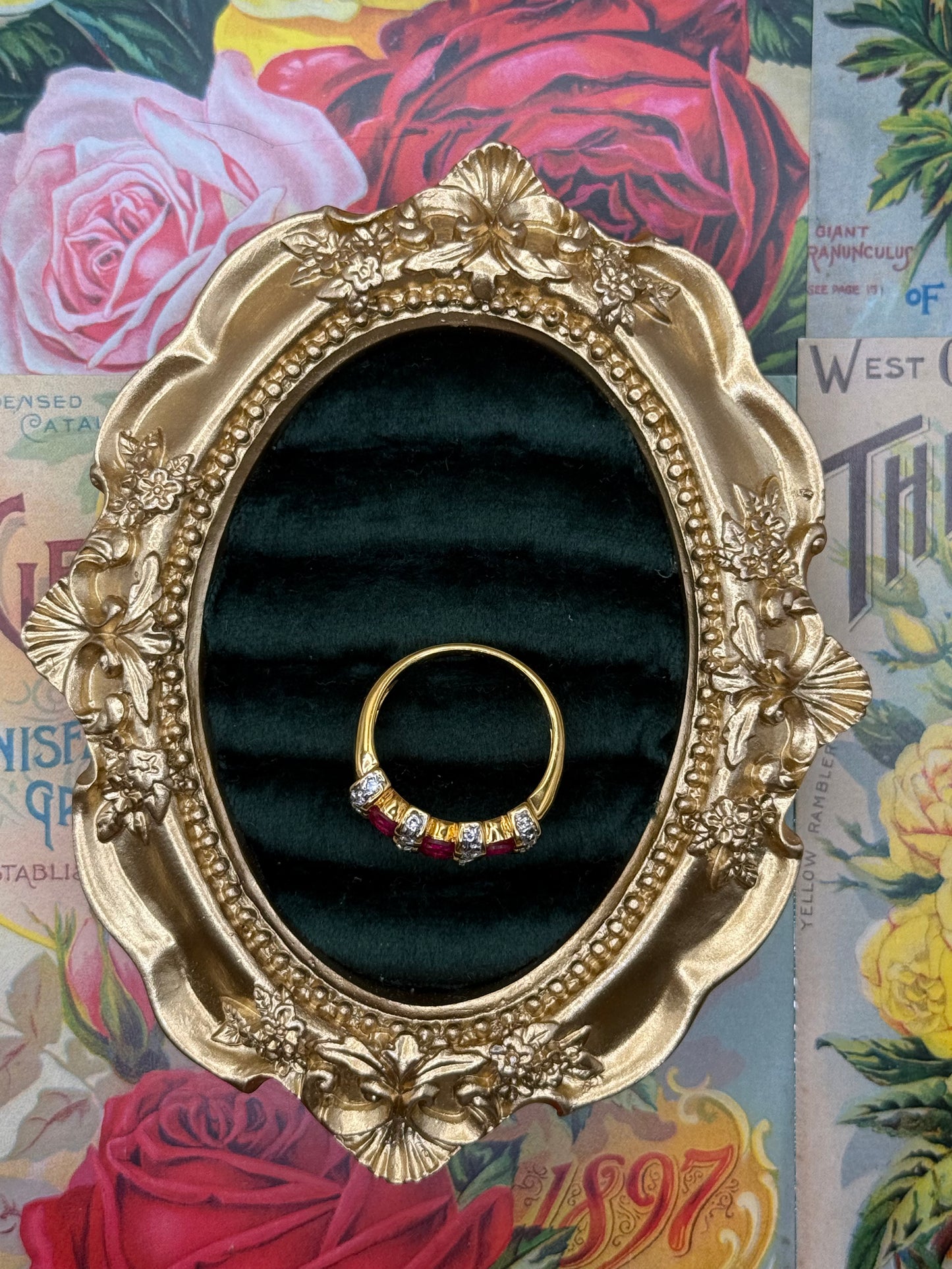 Vintage Gold Tone Old Stock Ring Size 10